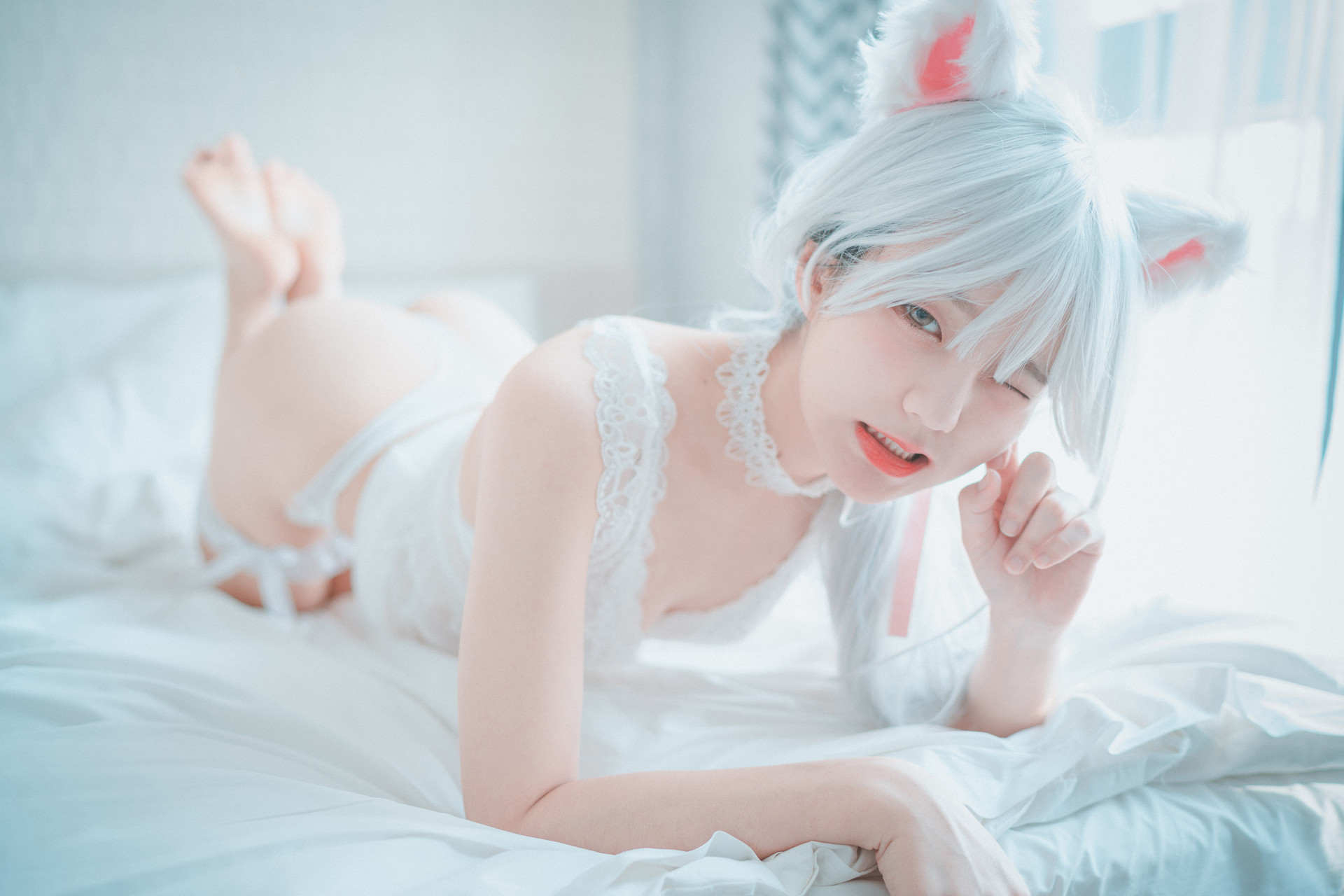 Jeong Jenny 정제니, [DJAWA] Schwarz und Wei Katzenmädchen Set.01