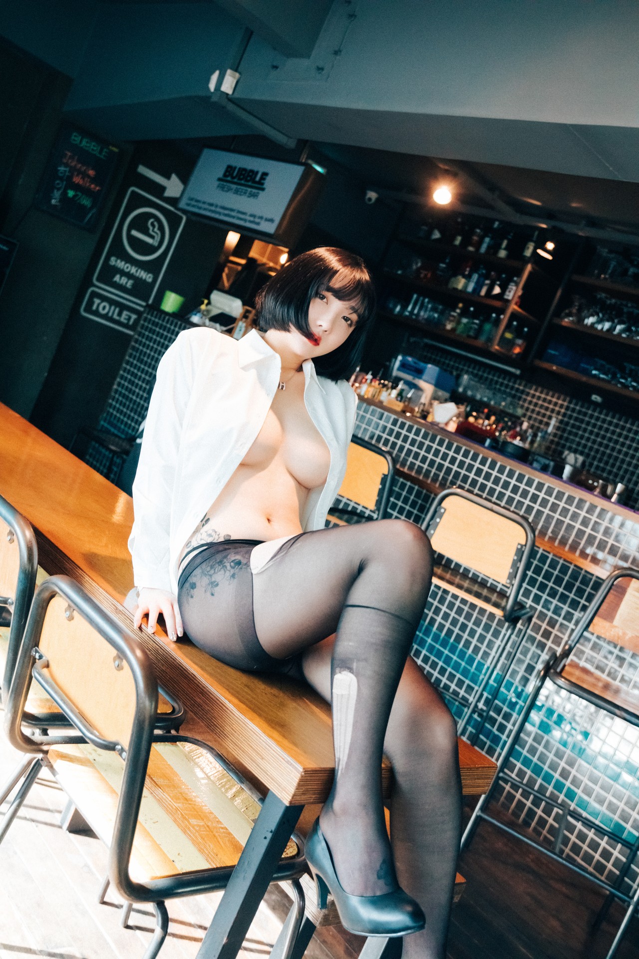 Son Yeeun 손예은, [Loozy] Tainted Love Bar Set.01