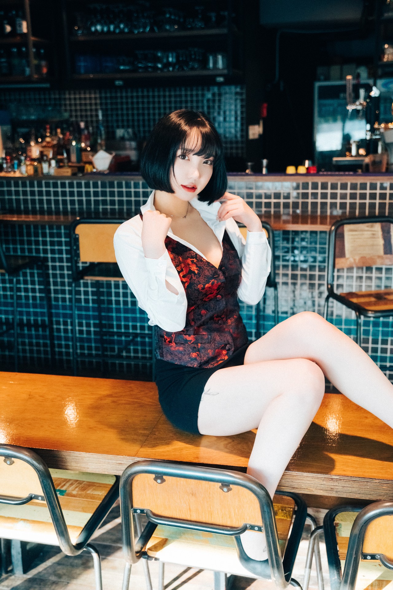 Son Yeeun 손예은, [Loozy] Tainted Love Bar Set.01