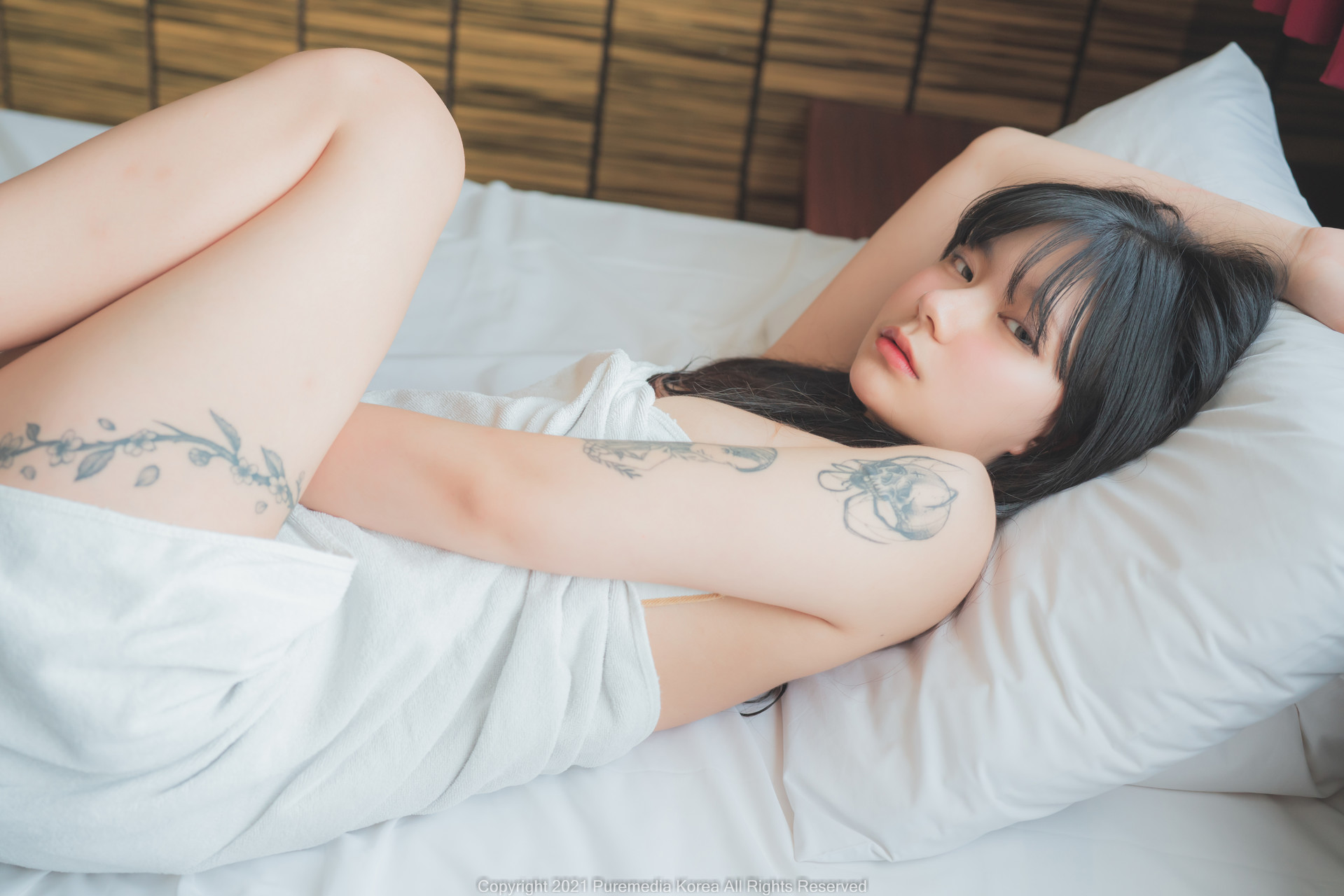 Hizzy 히지, [PURE MEDIA] Vol.101 누드 디지털화보 Set.01