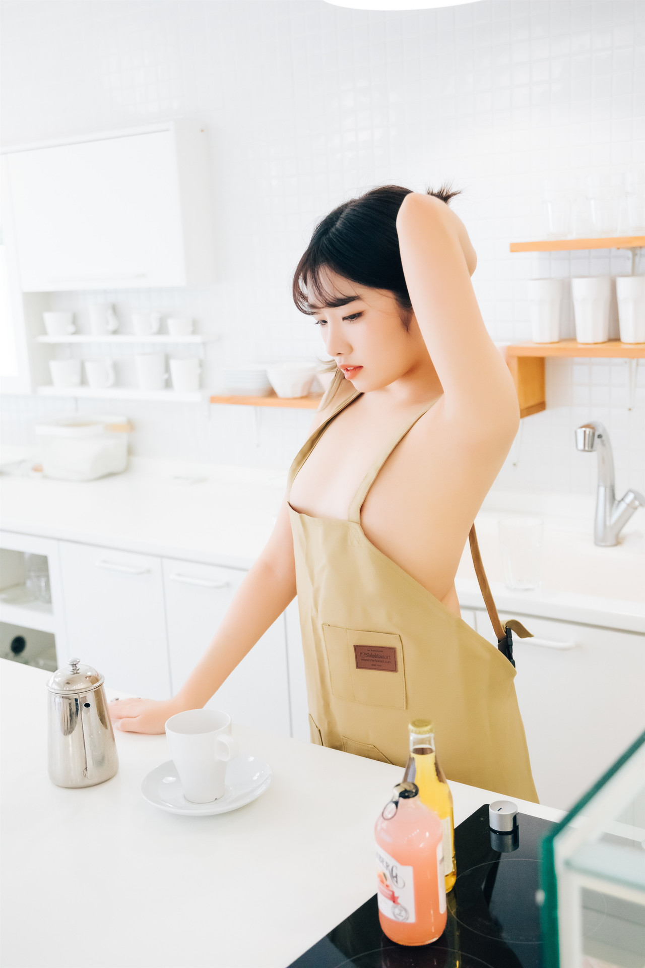 Sonson 손손, [Loozy] Nude Apron Set.02