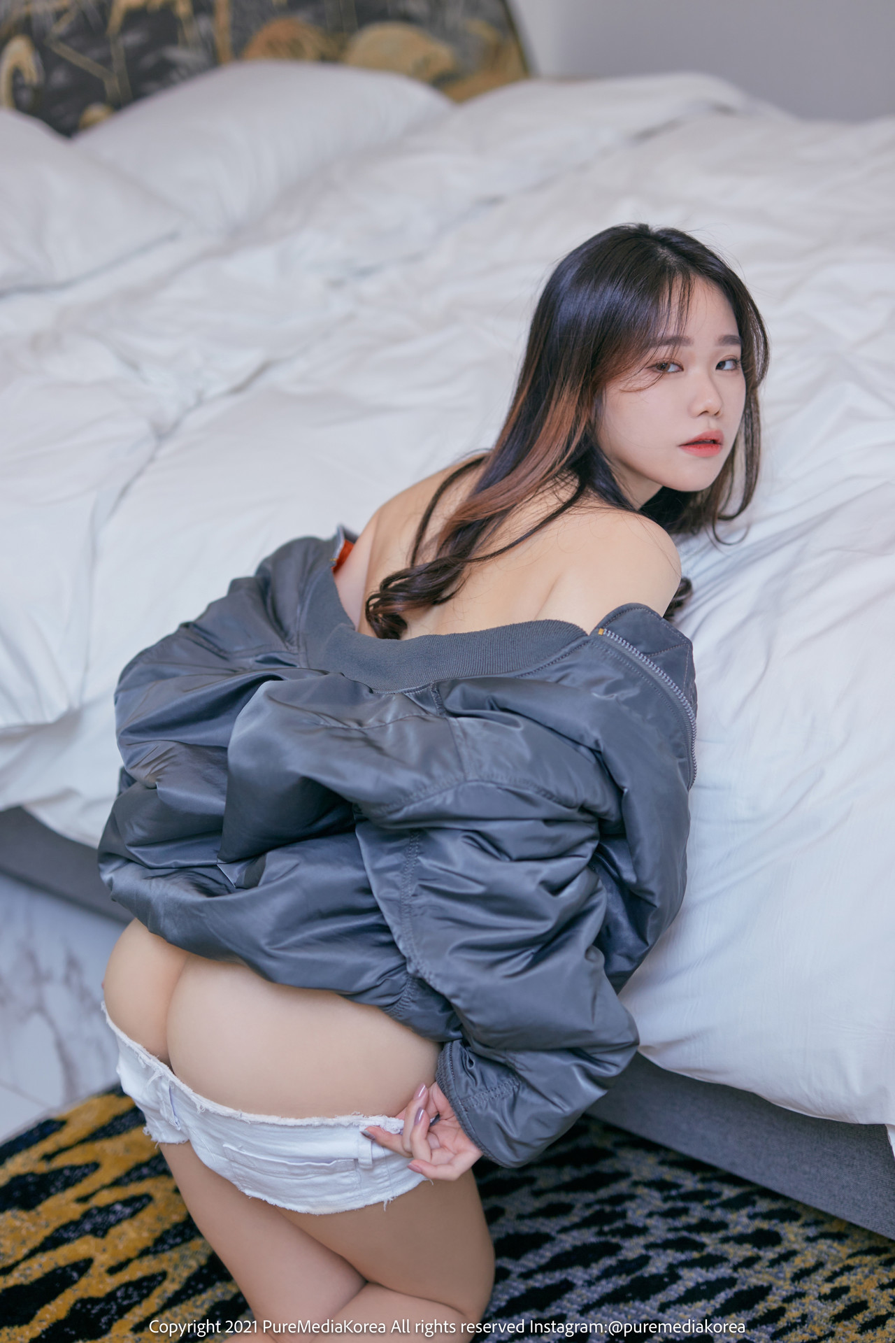 Sira 시라, [PURE MEDIA] Vol.140 누드 디지털화보 Set.01