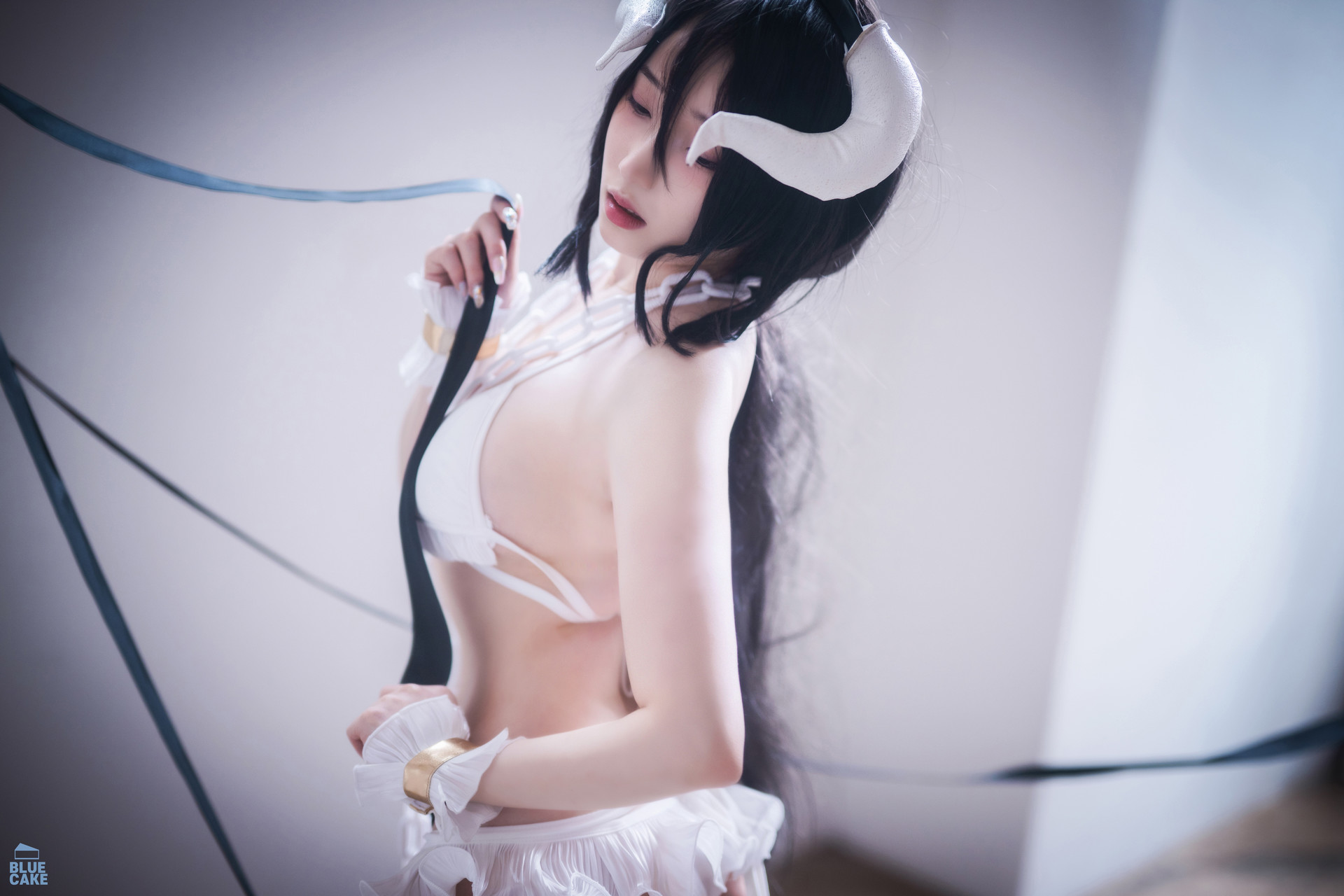 Bambi 밤비, [BLUECAKE] Albedo Set.01