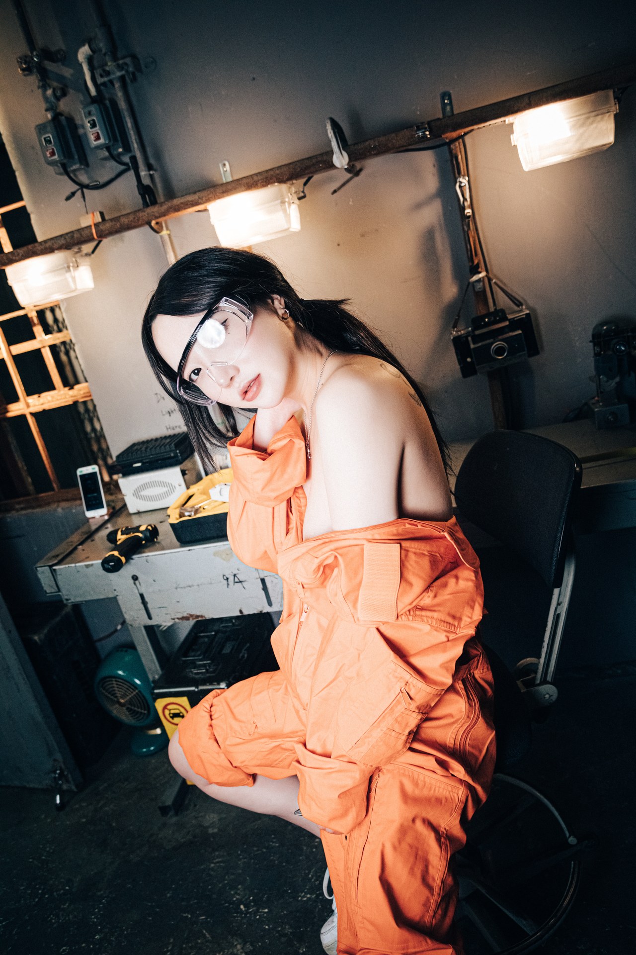 Son Yeeun 손예은, [Loozy] Where Are My Tools