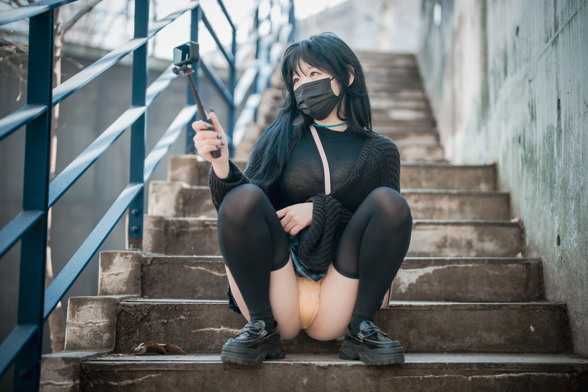 ZIA.Kwon 권지아, [DJAWA] Early Spring Walk in March Set.01