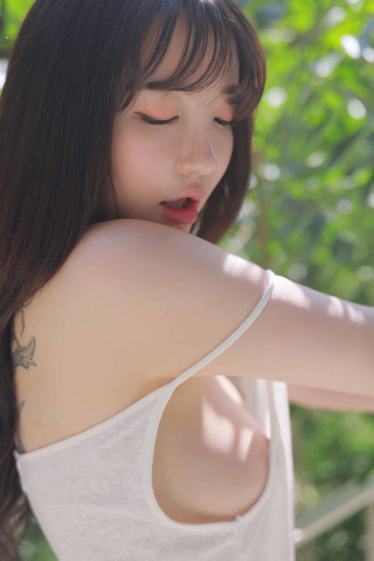 Son Yeeun 손예은, [MIKELY] Pure Set.01
