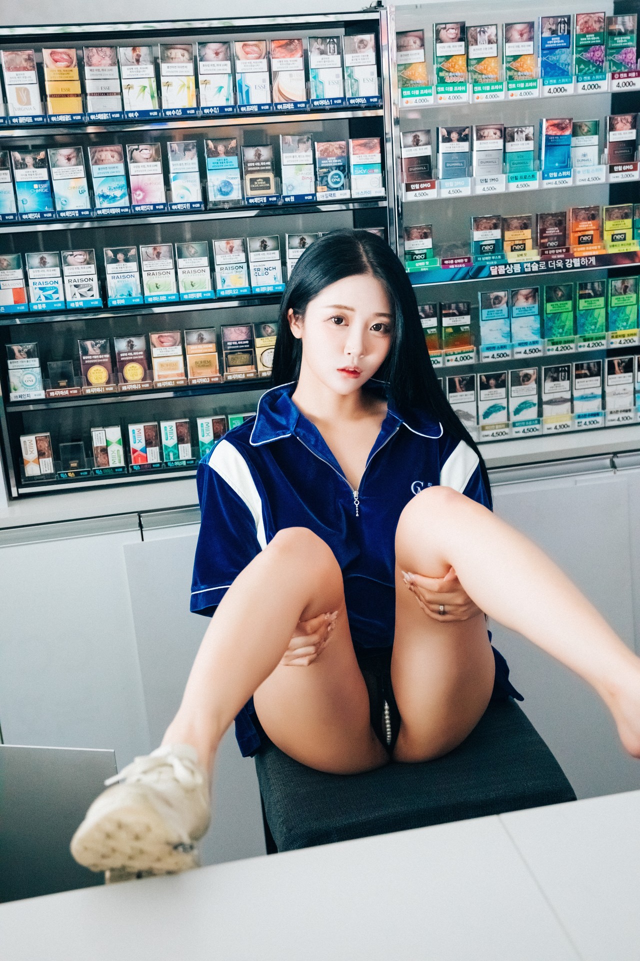 Jeong Bomi 정보미, [Loozy] Part Timer Set.02