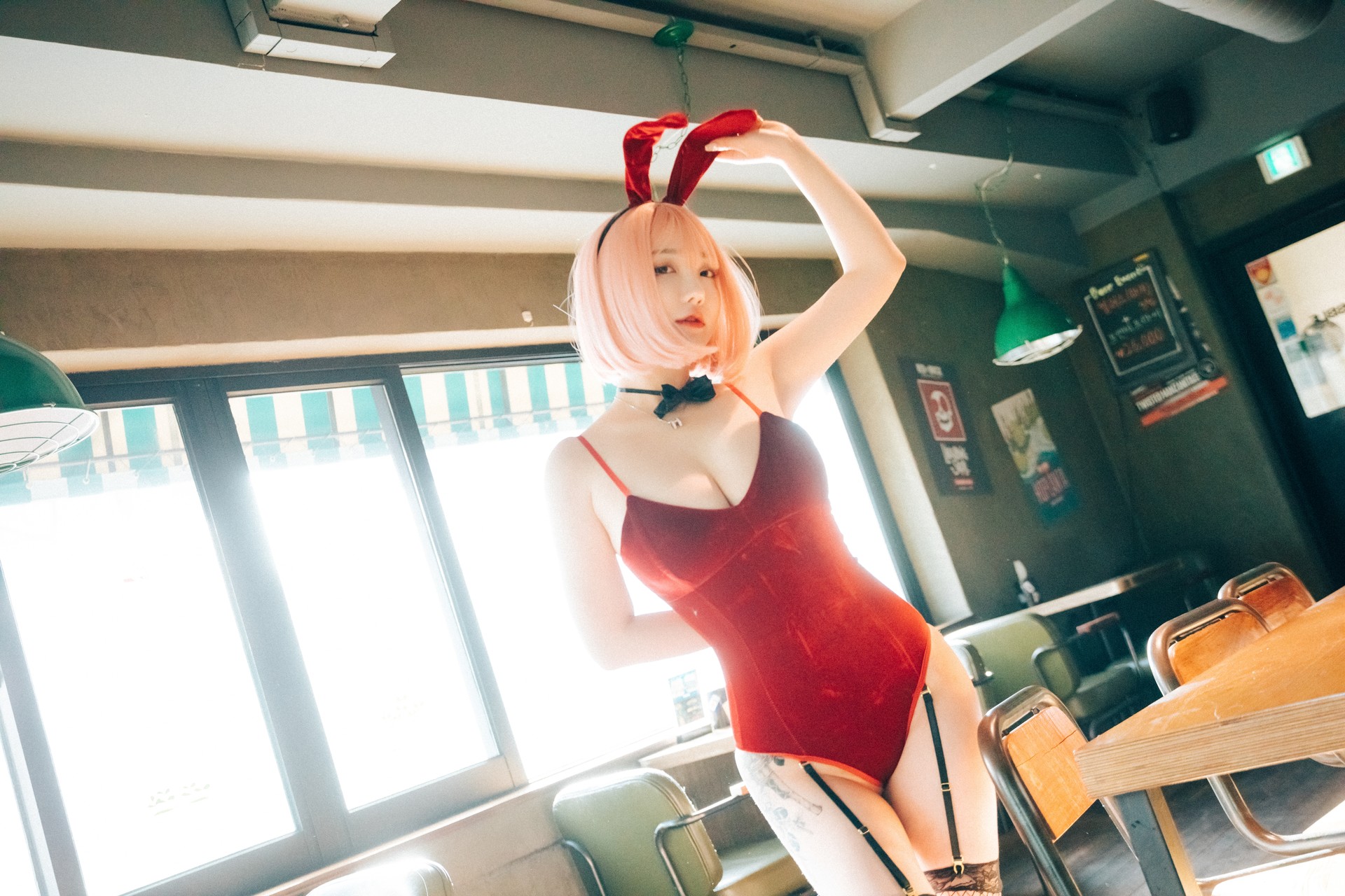 Son Yeeun 손예은, [Loozy] Tainted Love Bar Set.02