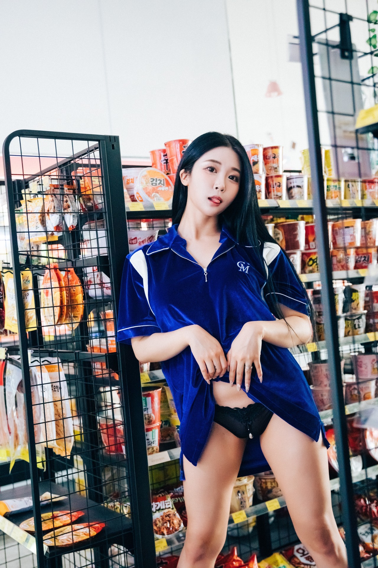 Jeong Bomi 정보미, [Loozy] Part Timer Set.02