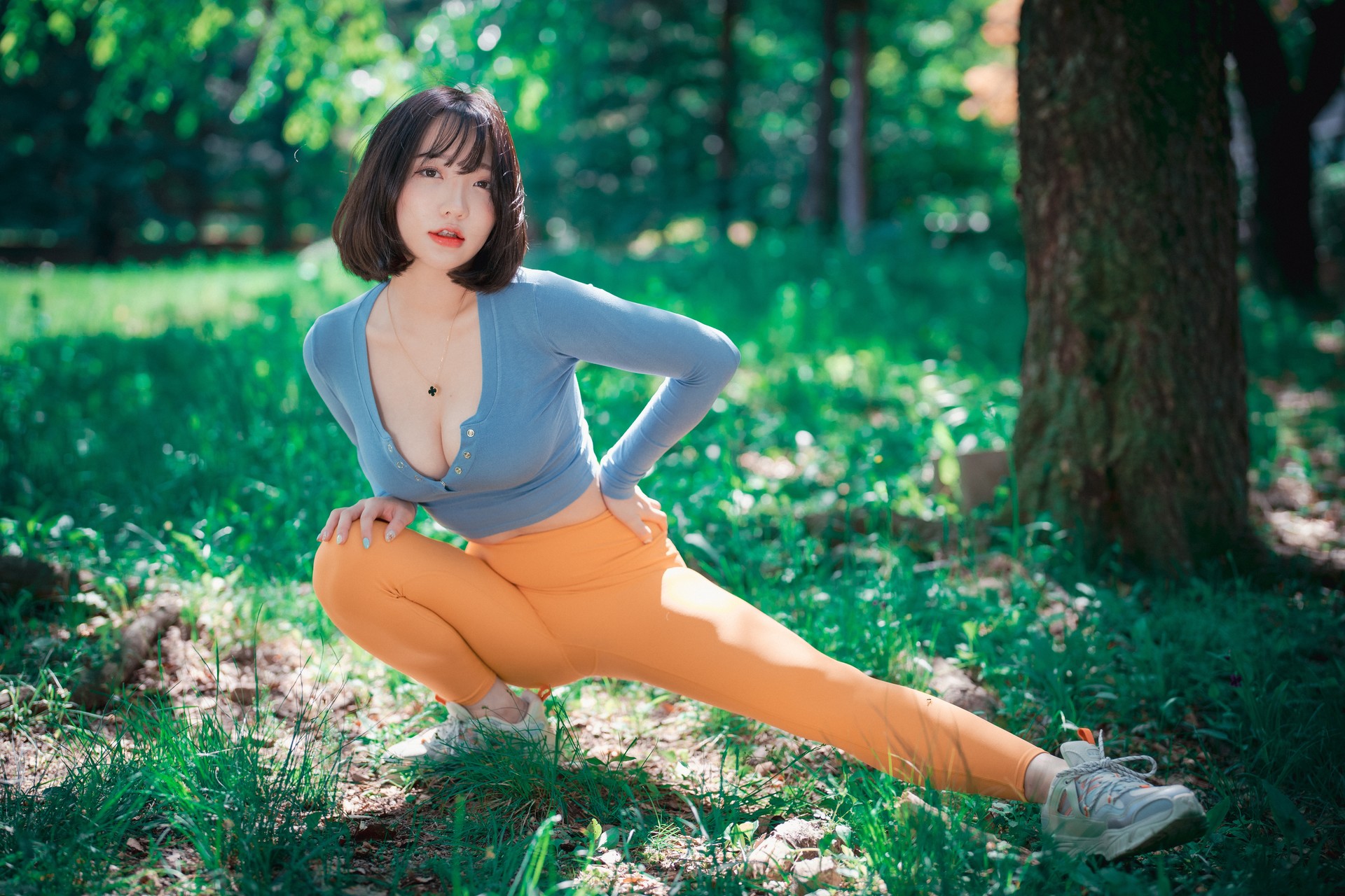 Son Yeeun 손예은, [DJAWA] Naughty Trekking Set.01