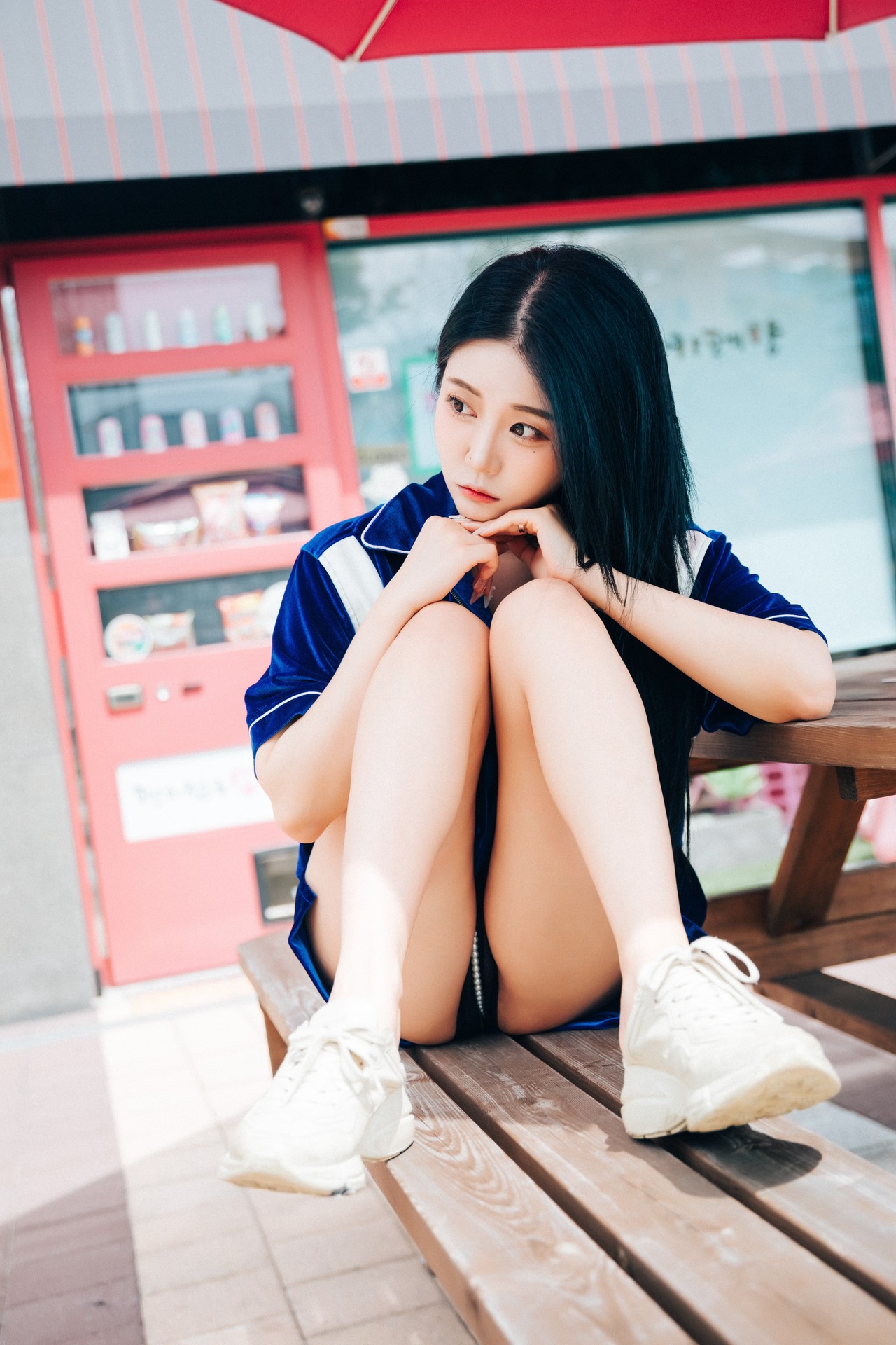 Jeong Bomi 정보미, [Loozy] Part Timer Set.02