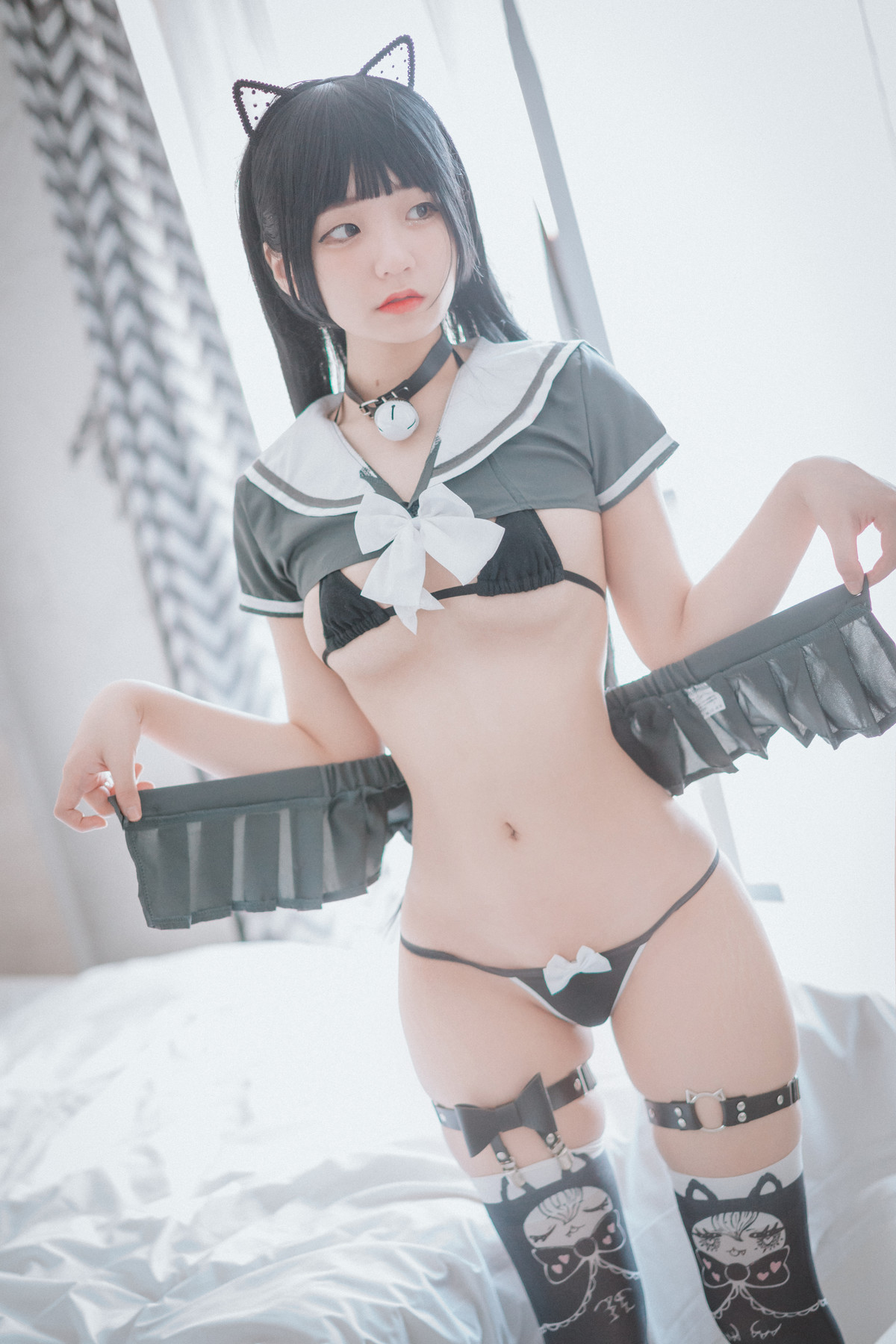 Jeong Jenny 정제니, [DJAWA] Katzenmädchen in Schuluniform