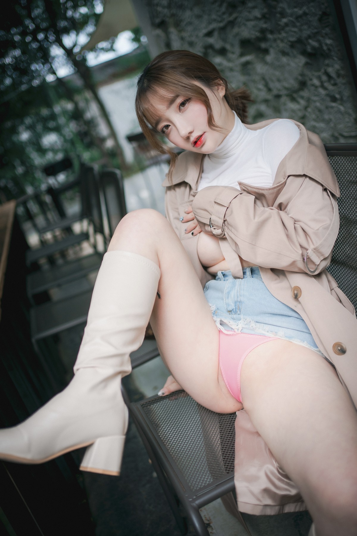 Son Yeeun 손예은, [LOOZY] A Snap of Intimacy Set.01