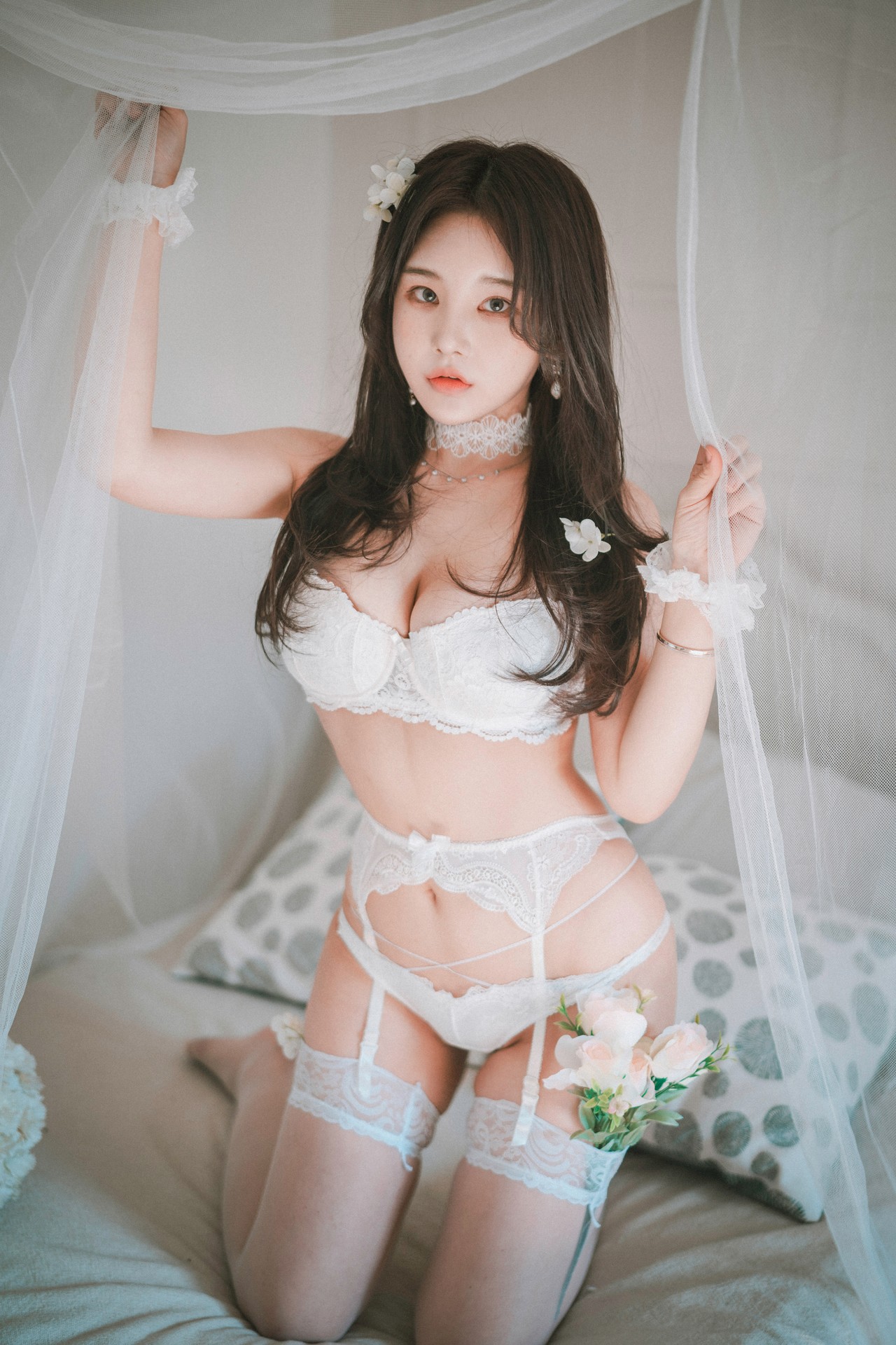 Zzyuri 쮸리, [DJAWA] Alluring White