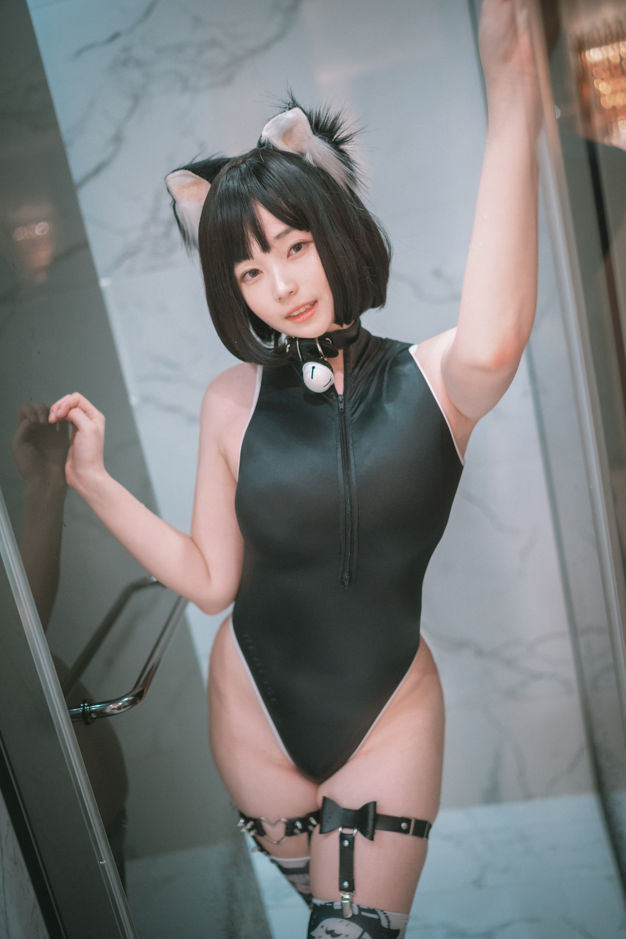 Bambi 밤비, [DJAWA] Le chat déteste la douche