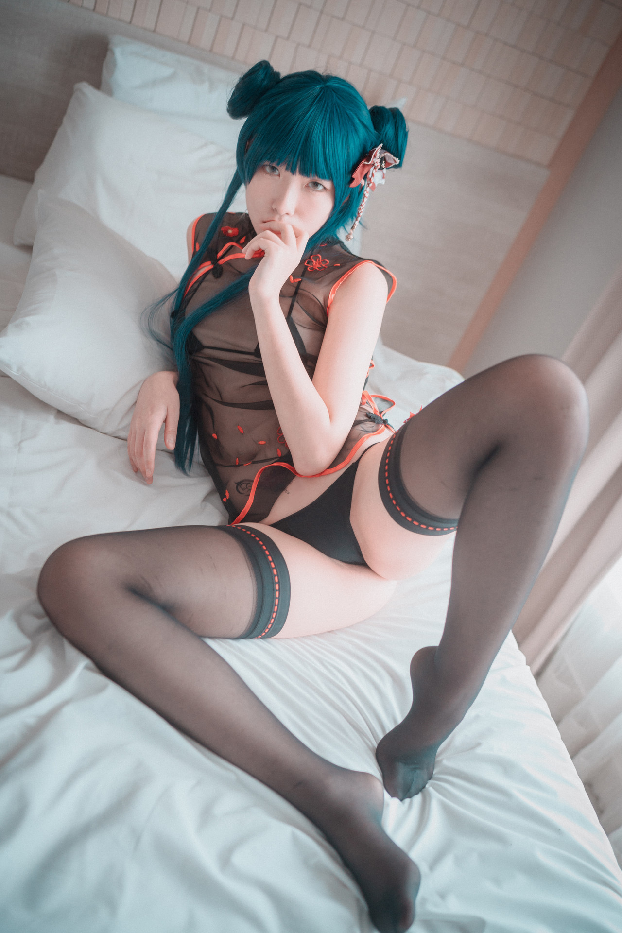 Sonson 손손, [DJAWA] Sheer Qipao Girl