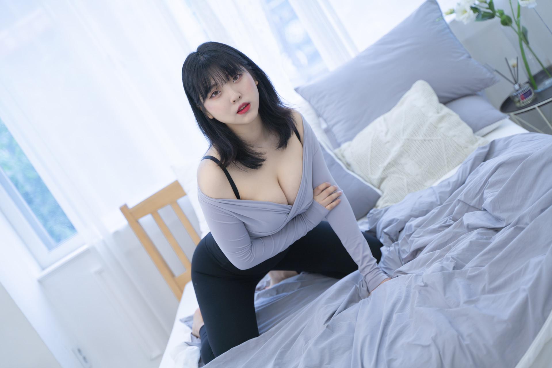 Song Hana 송하나, [ROGLE] Leggings