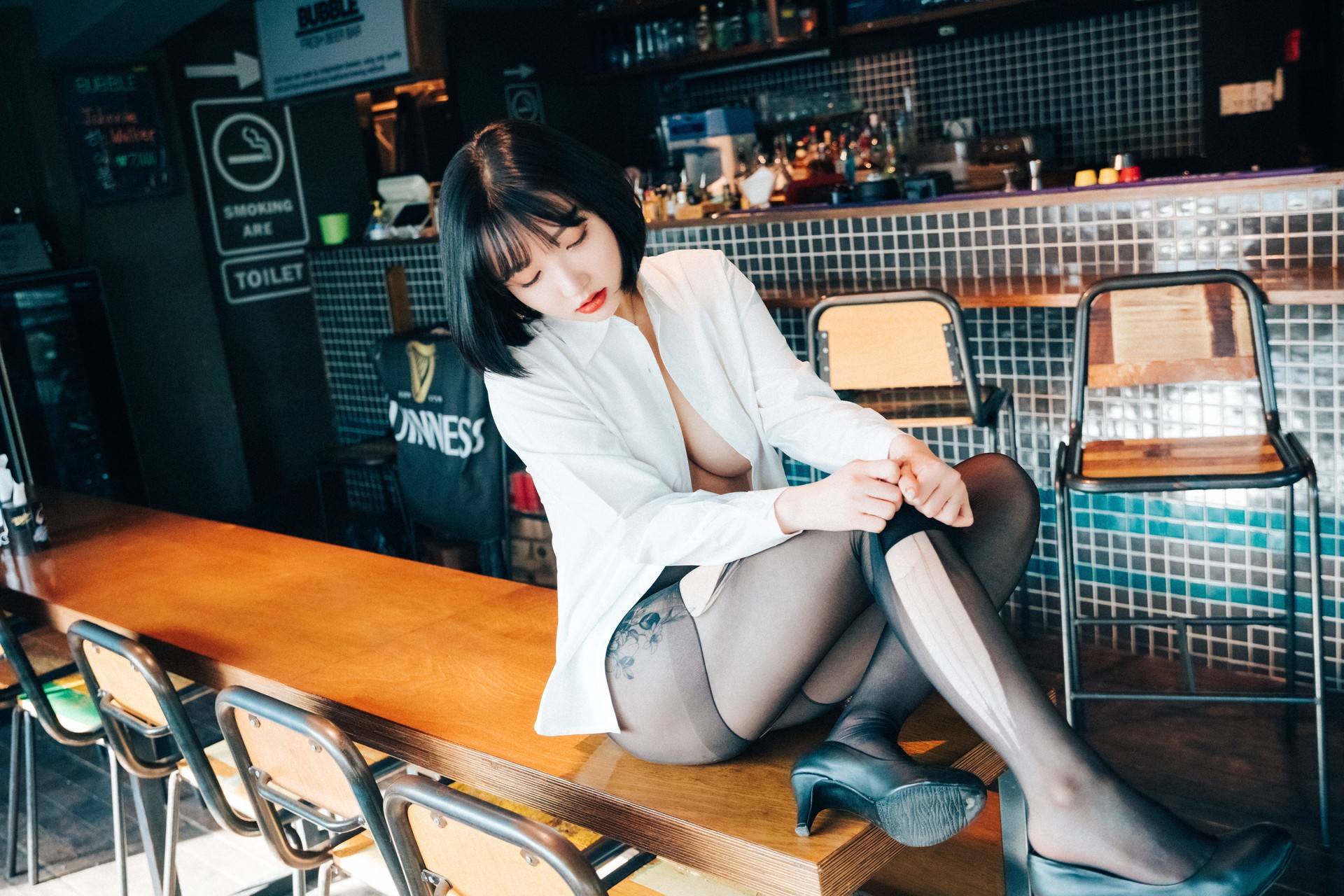 Son Yeeun 손예은, [Loozy] Tainted Love Bar Set.01