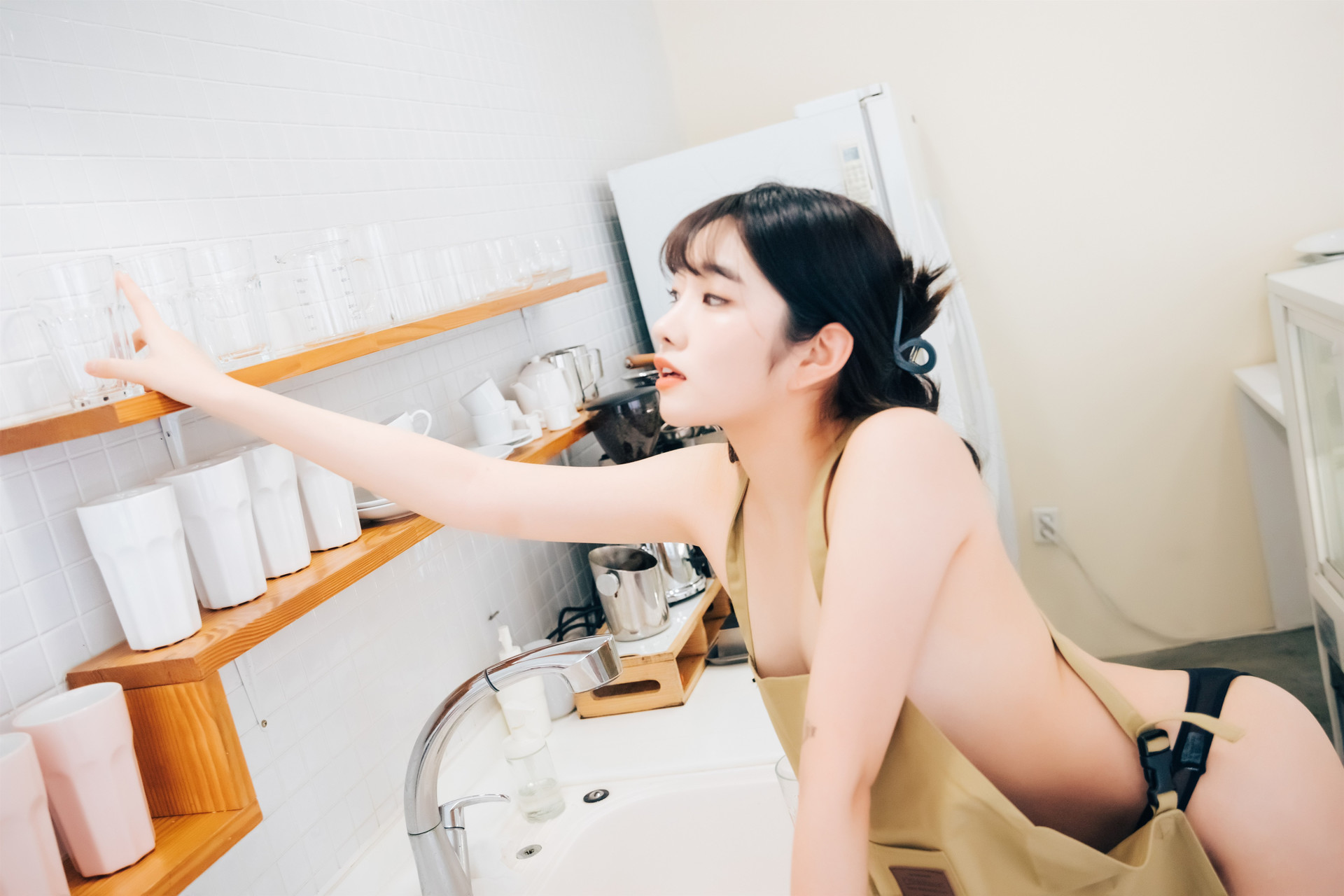 Sonson 손손, [Loozy] Nude Apron Set.02