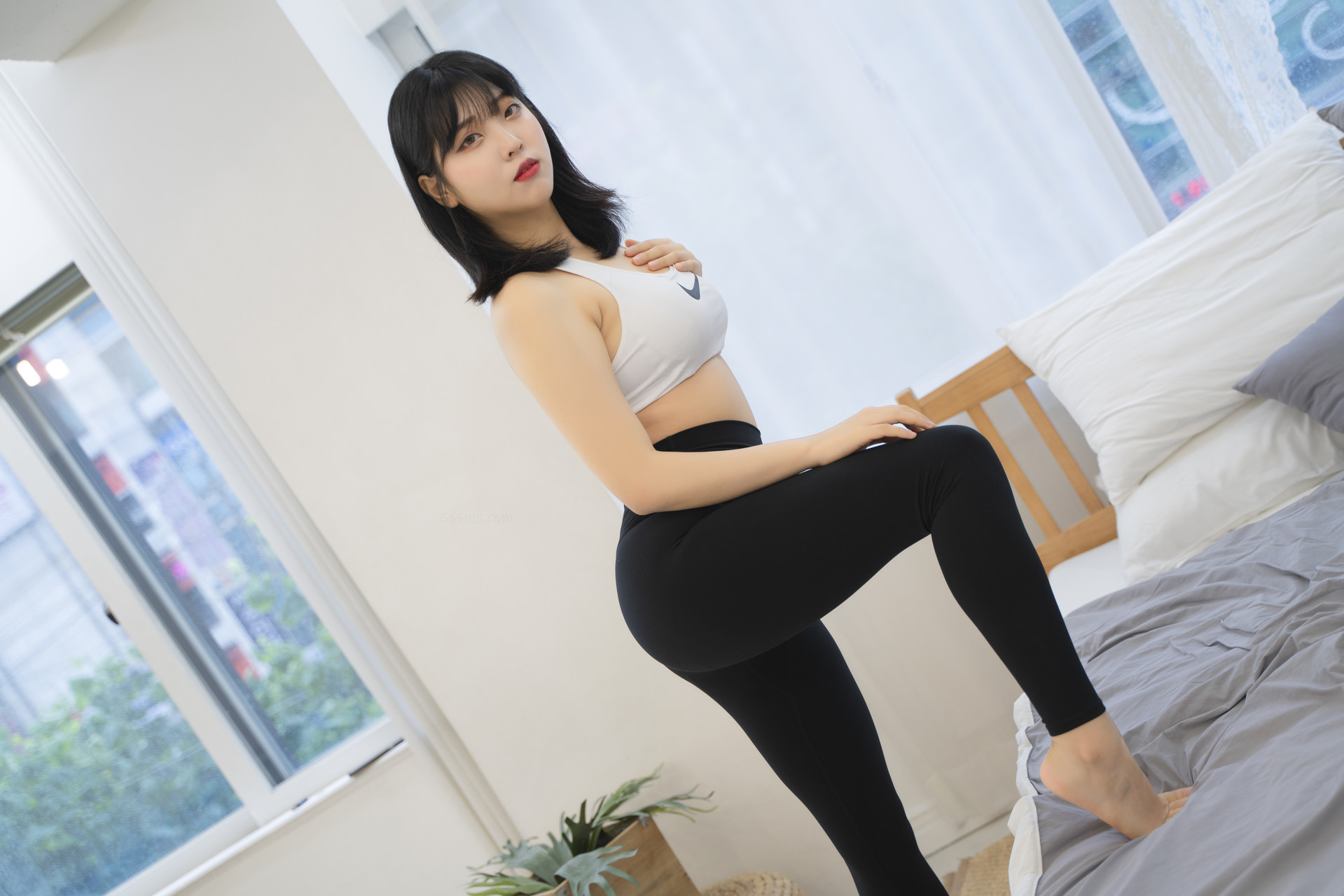 Song Hana 송하나, [ROGLE] Leggings