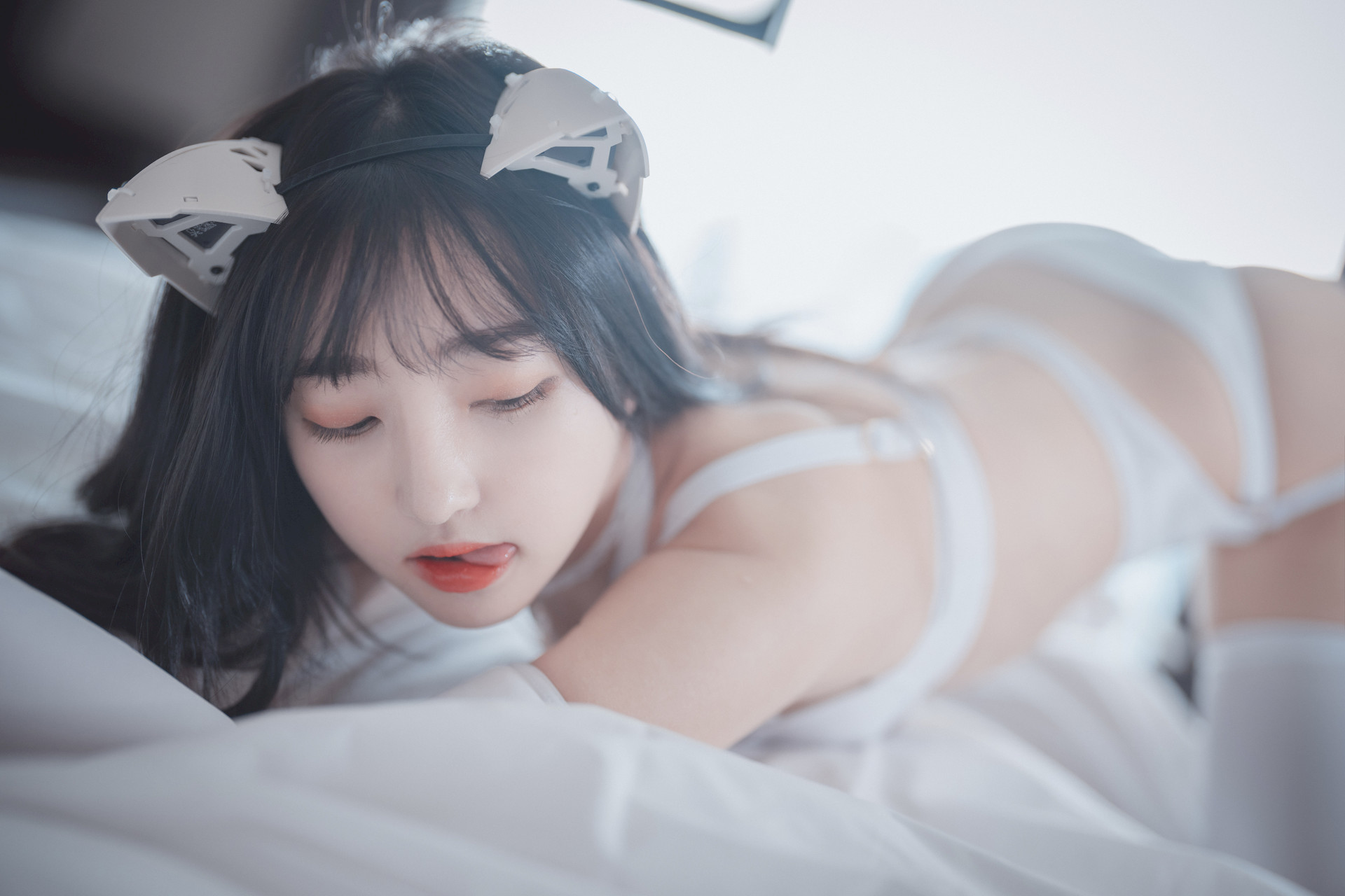 HaNari 하나리, [DJAWA] Snow Cat #2 Set.01