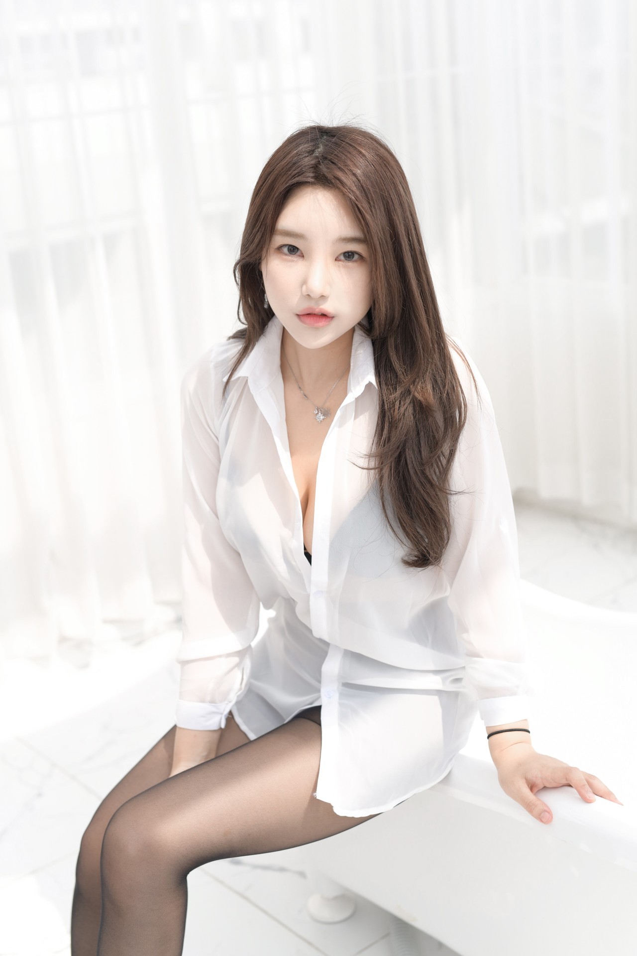 Zzyuri 쮸리, [SAINT Photolife] Zzyuri Vol.5 See Through