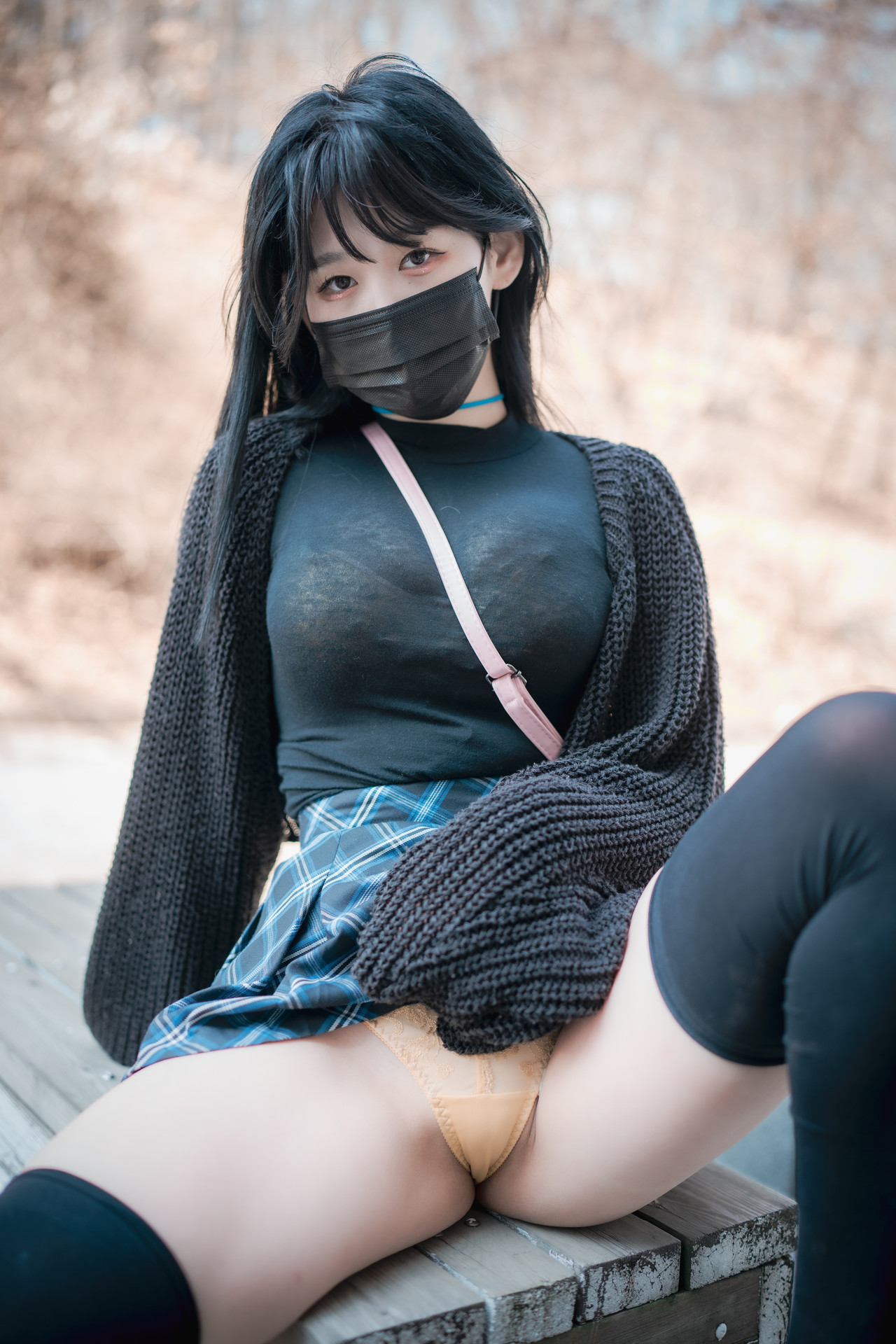 ZIA.Kwon 권지아, [DJAWA] Early Spring Walk in March Set.01