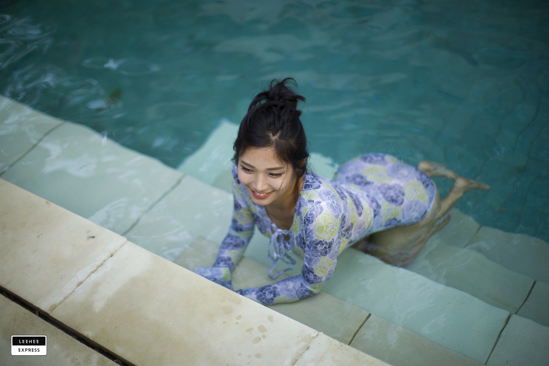 Lee Heeeun 이희은, [LEEHEE EXPRESS] LESV-001B