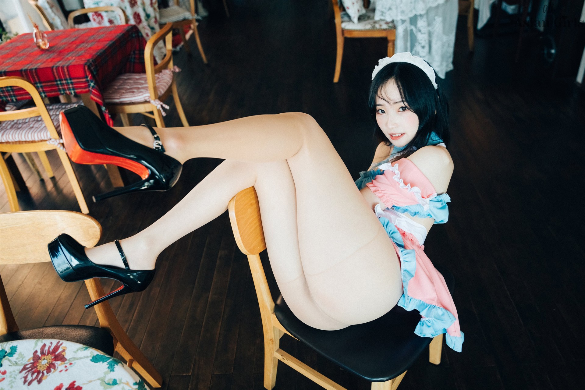 Bambi 밤비, [Loozy] Cafe Alba Set.01