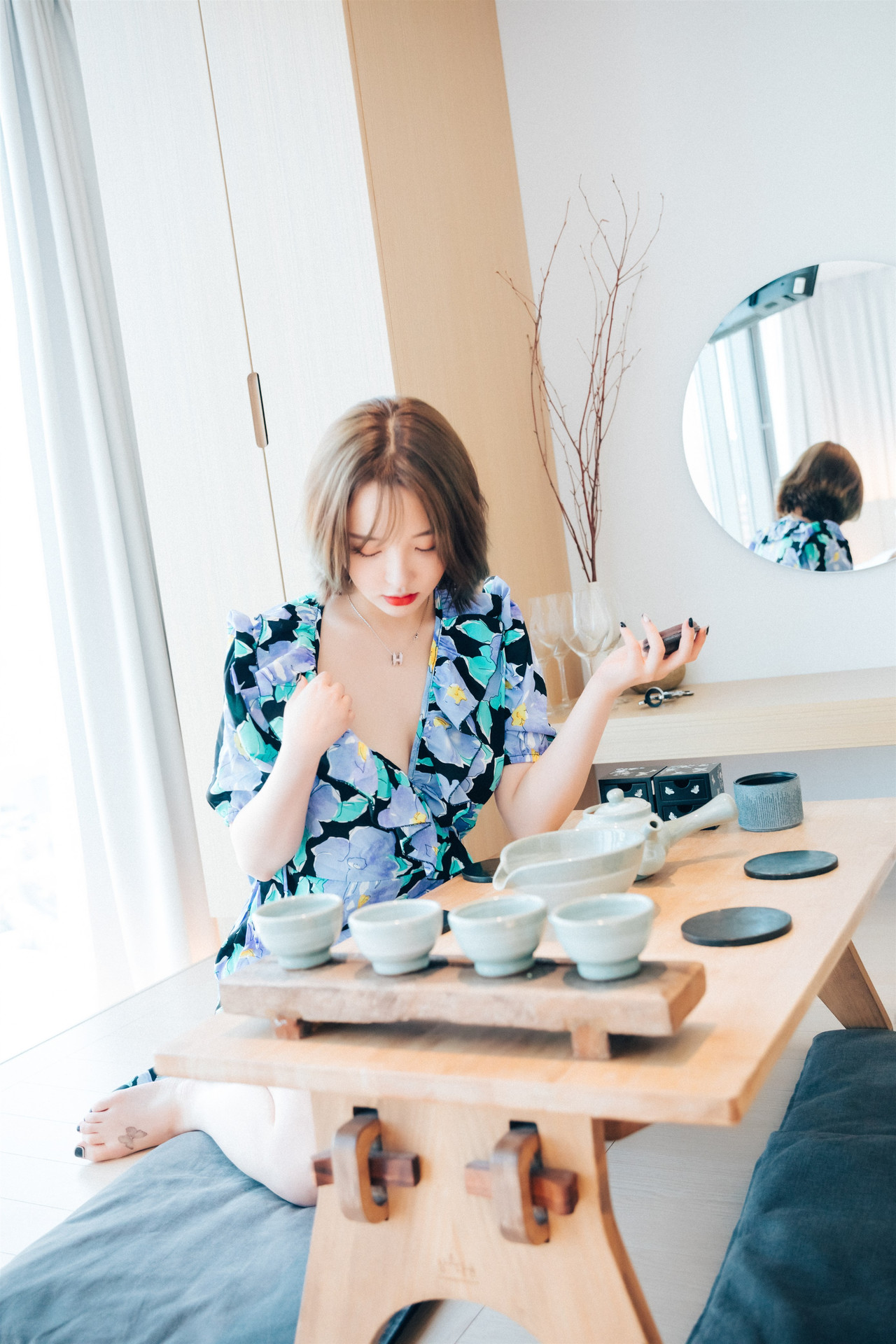 Son Yeeun 손예은, [Loozy] Lover in Hotel Set.01