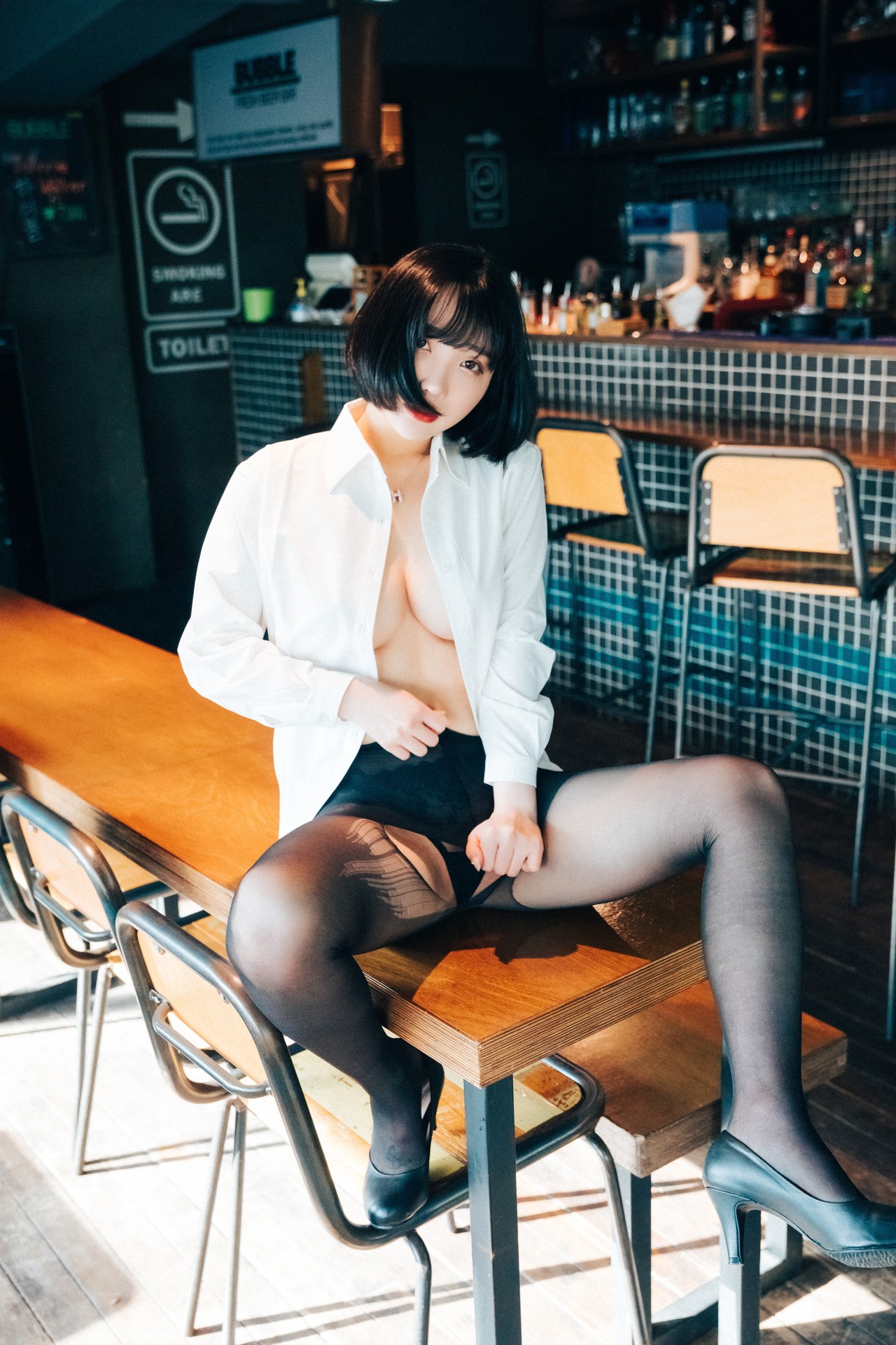 Son Yeeun 손예은, [Loozy] Tainted Love Bar Set.01