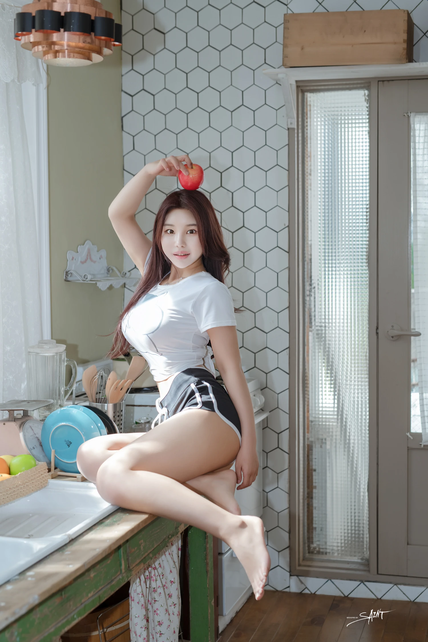 Zzyuri 쮸리, [SAINT Photolife] Puppy Honey Set.02