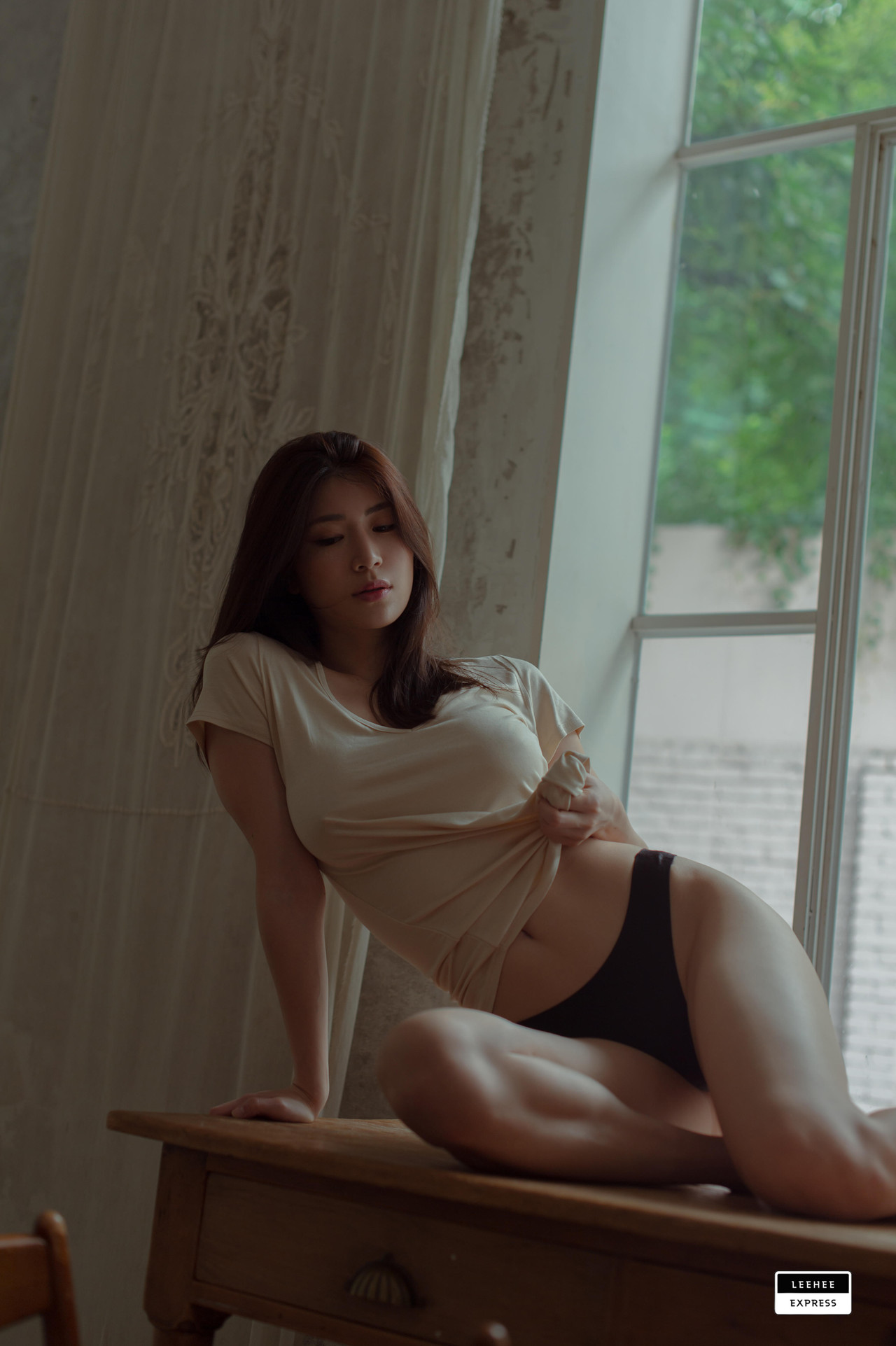 Min.E 민이, [LEEHEE EXPRESS] LEHF-059A