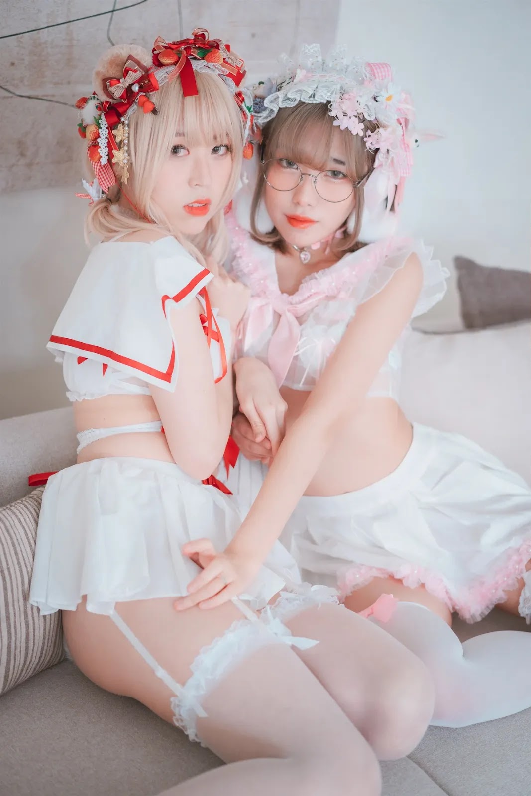 Sonson 손손 & Mozzi 모찌, [DJAWA] Spring Comes Twice Set.01