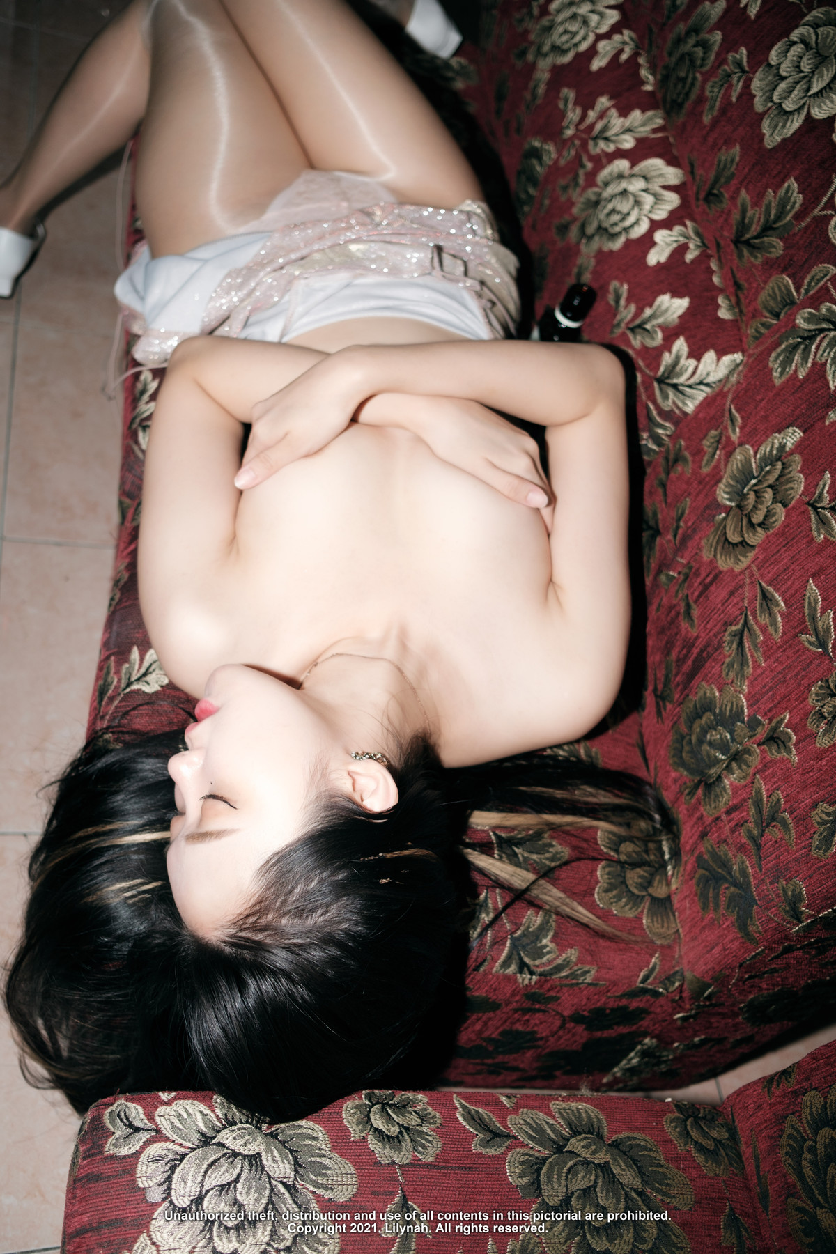Inah 이나, [Lilynah] Shhhh Madam Set.01