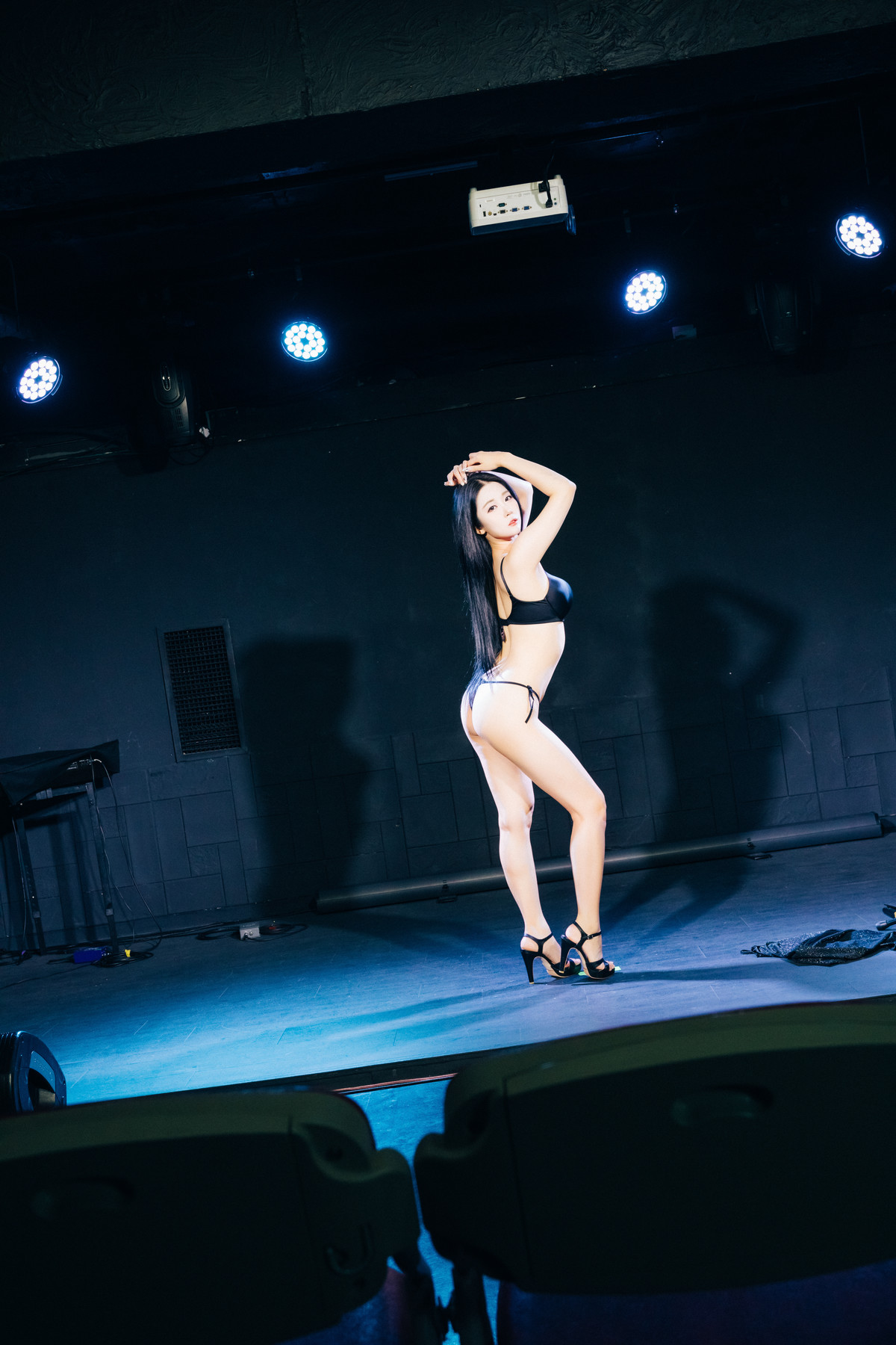 Jeong Bomi 정보미, [Loozy] Covert Stage Set.02