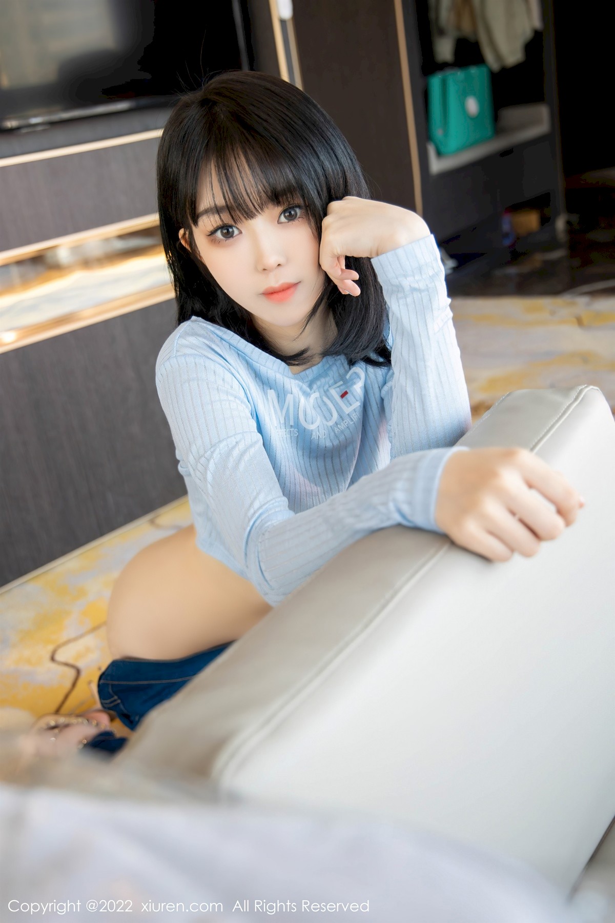 [XiuRen秀人网] No.4584 奶瓶