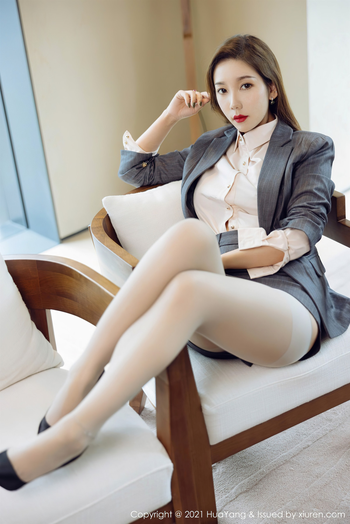 [HuaYang花漾] 2021.11.29 Vol.470 艾静香