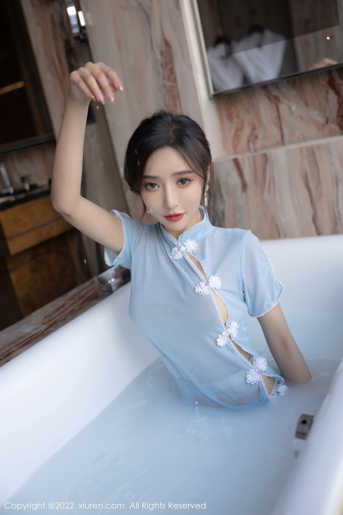 [XiuRen秀人网] No.4581 王馨瑶yanni