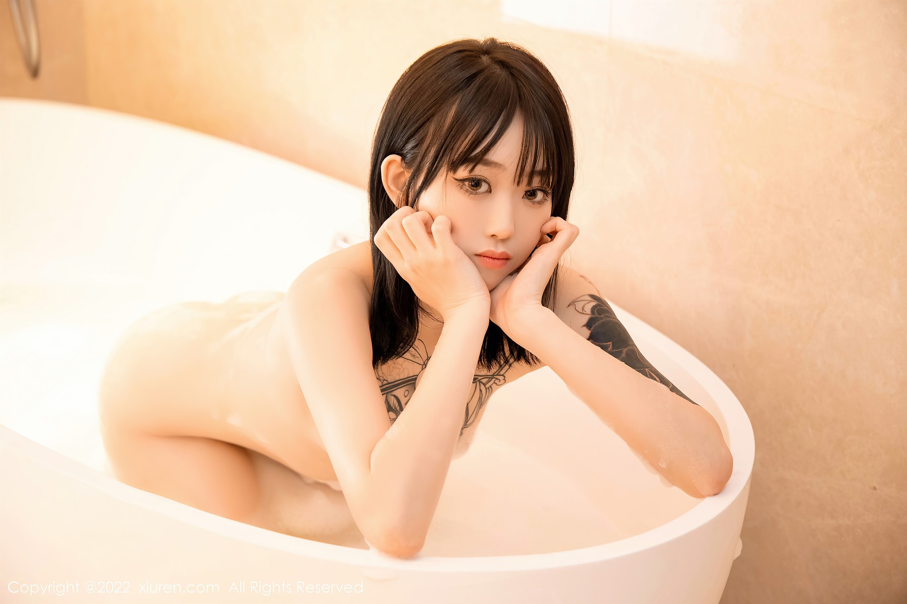 [XiuRen秀人网] No.4664 奶瓶