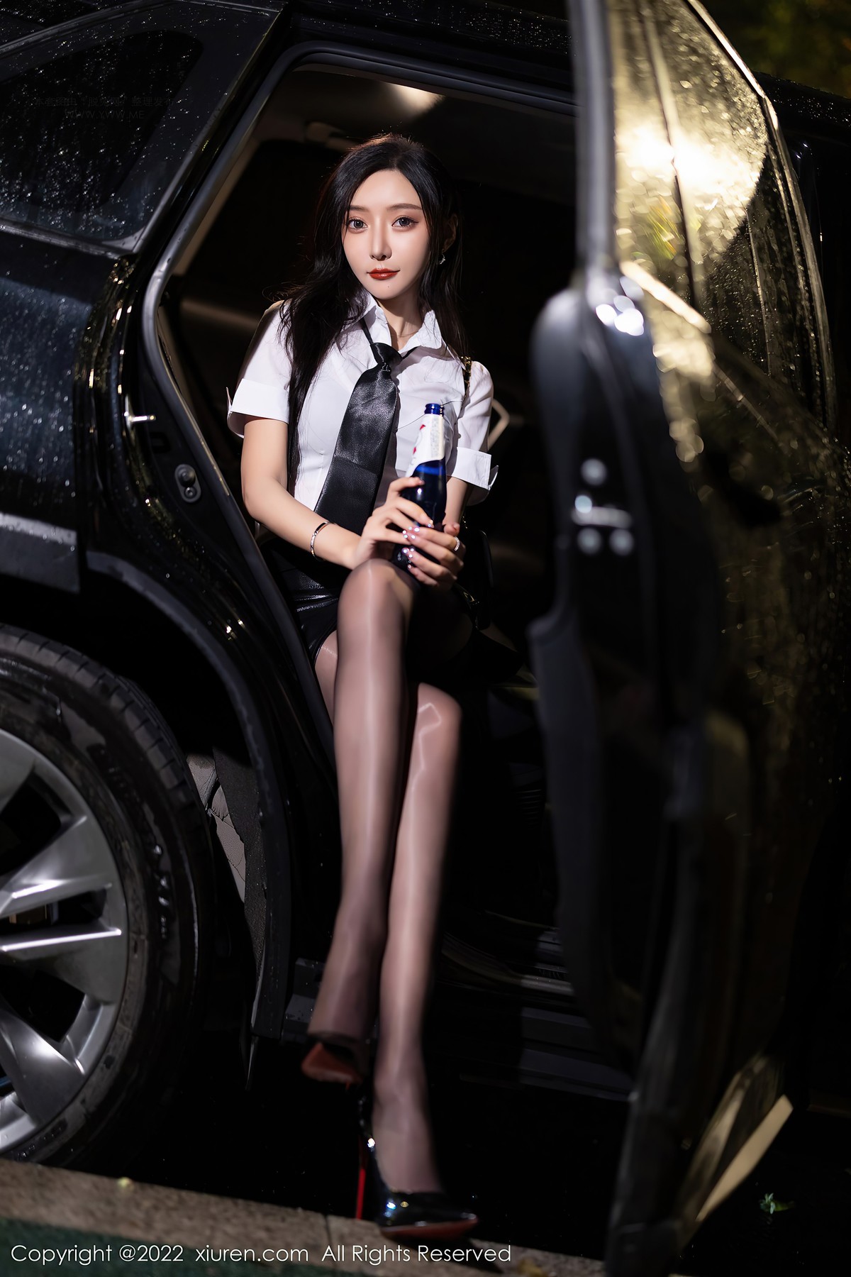 [XiuRen秀人网] No.4879 王馨瑶yanni
