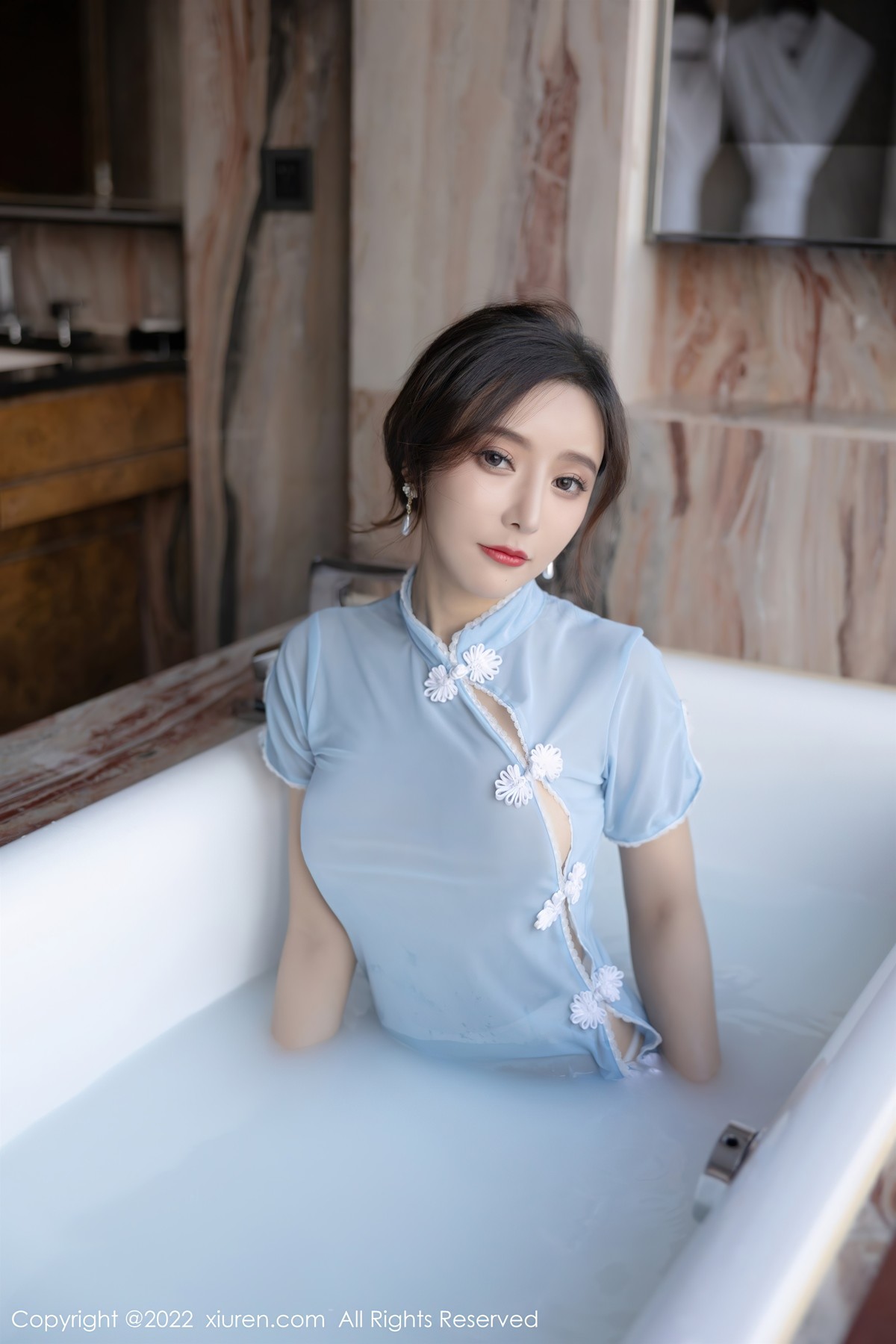 [XiuRen秀人网] No.4581 王馨瑶yanni