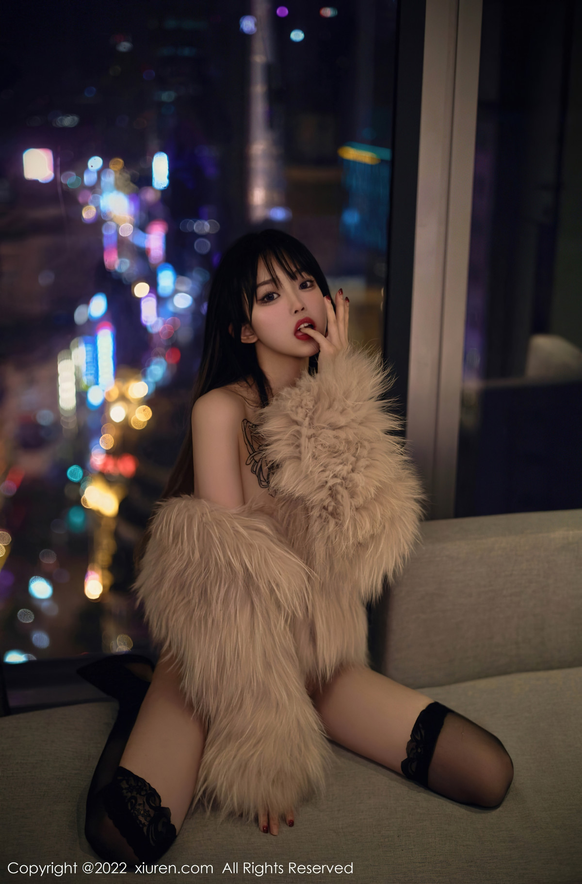 [XiuRen秀人网] No.4441 奶瓶