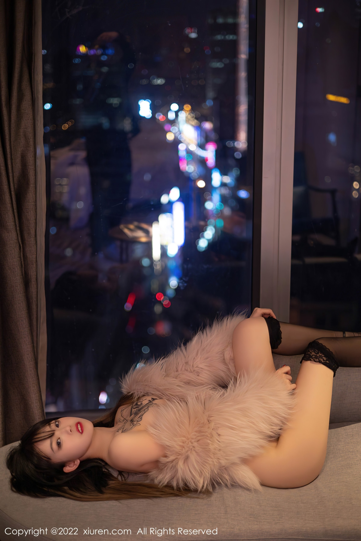 [XiuRen秀人网] No.4441 奶瓶