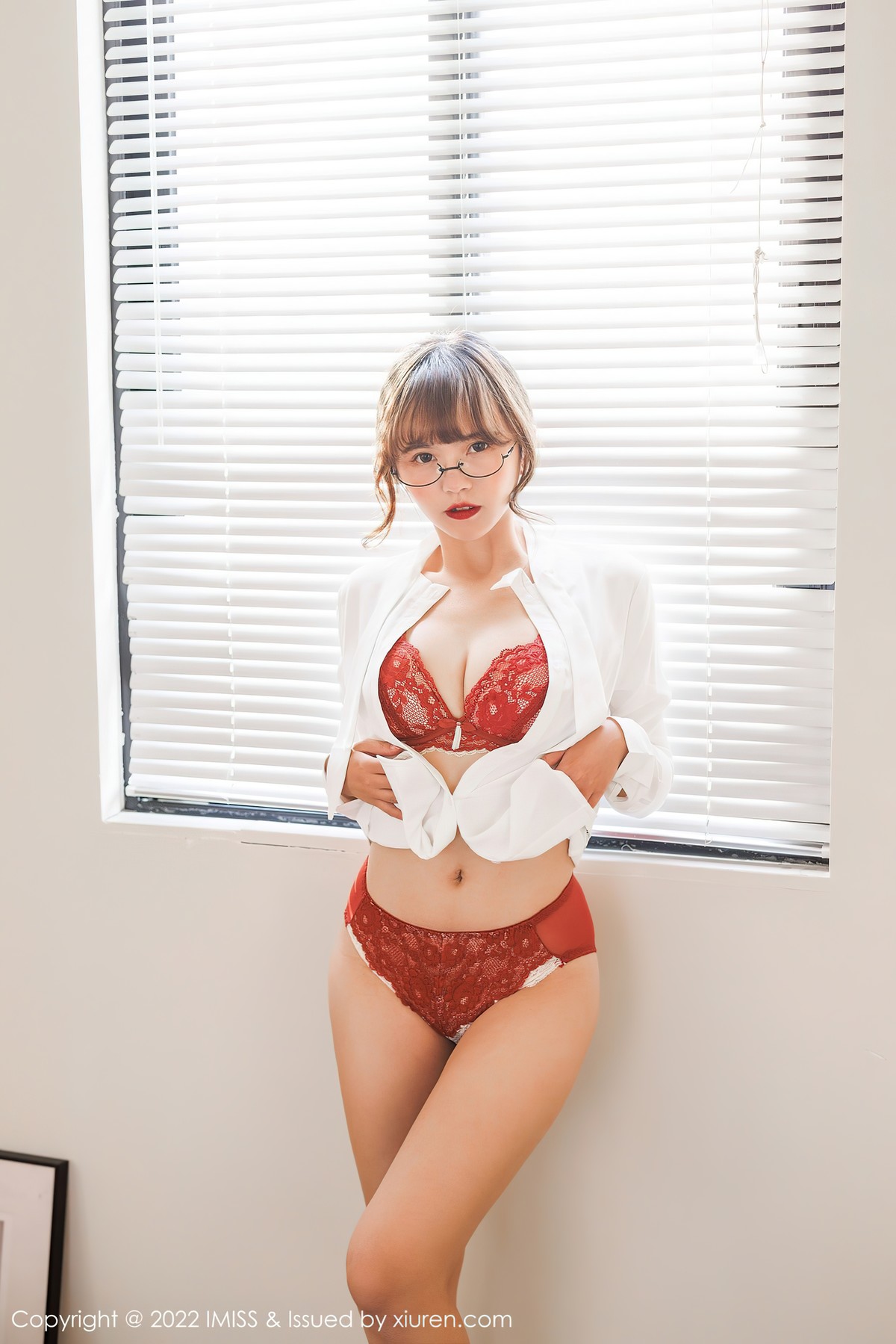 [IMiss爱蜜社] Vol.658 张思允Nice