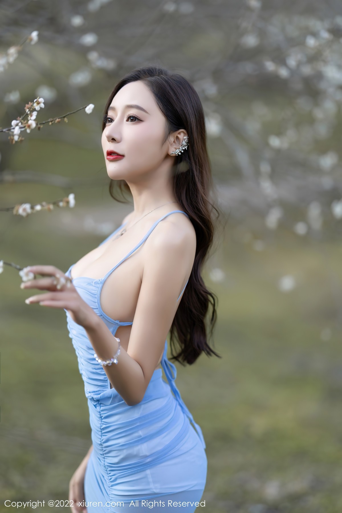 [XiuRen秀人网] No.4581 王馨瑶yanni