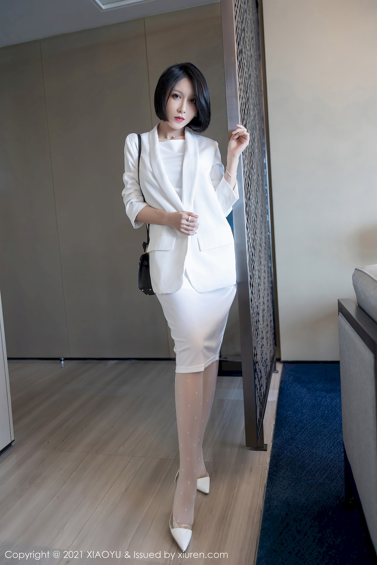 [XiaoYu语画界] 2021.10.12 Vol.630 潘朵拉 Laa