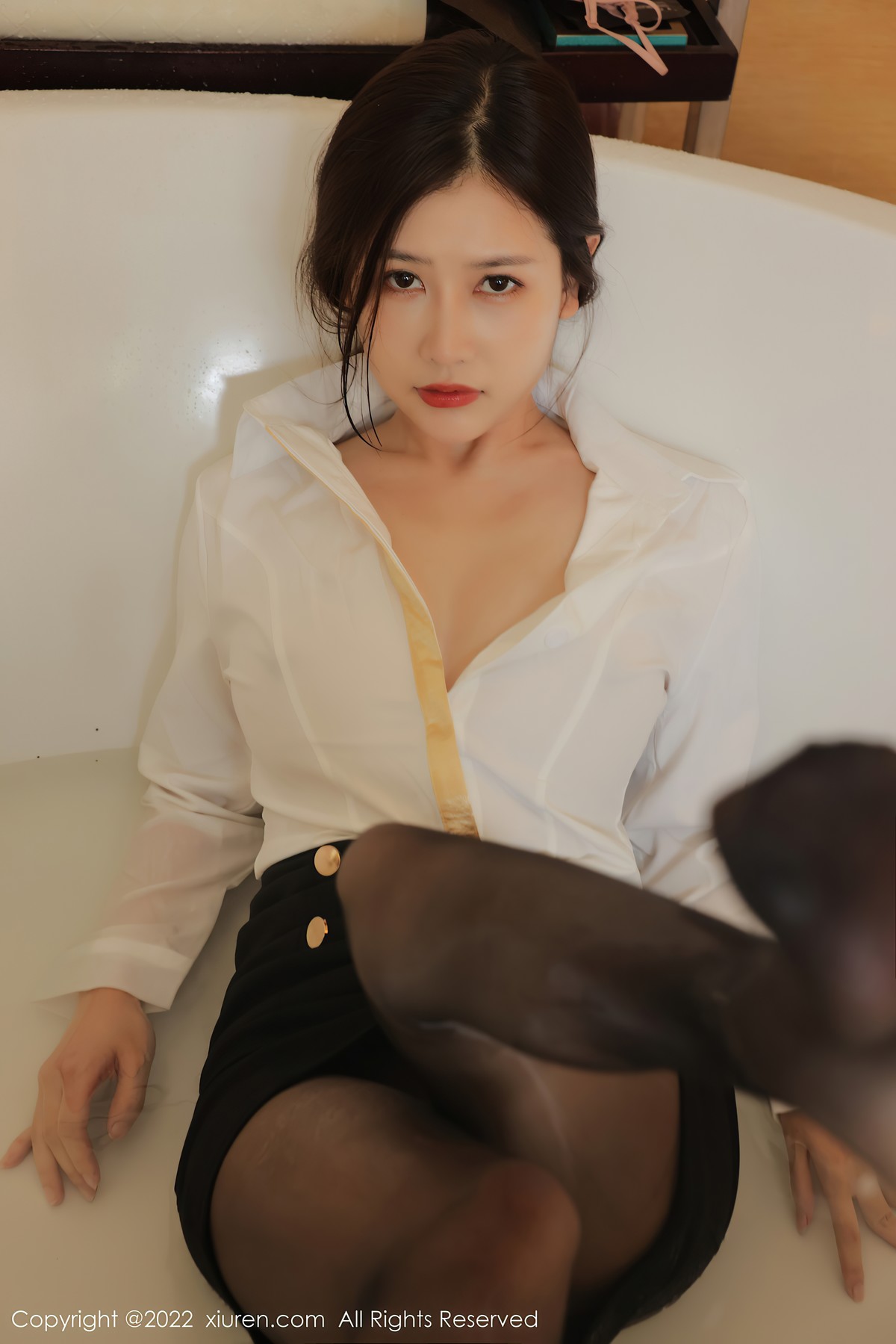 [XiuRen秀人网] No.4472 尹甜甜