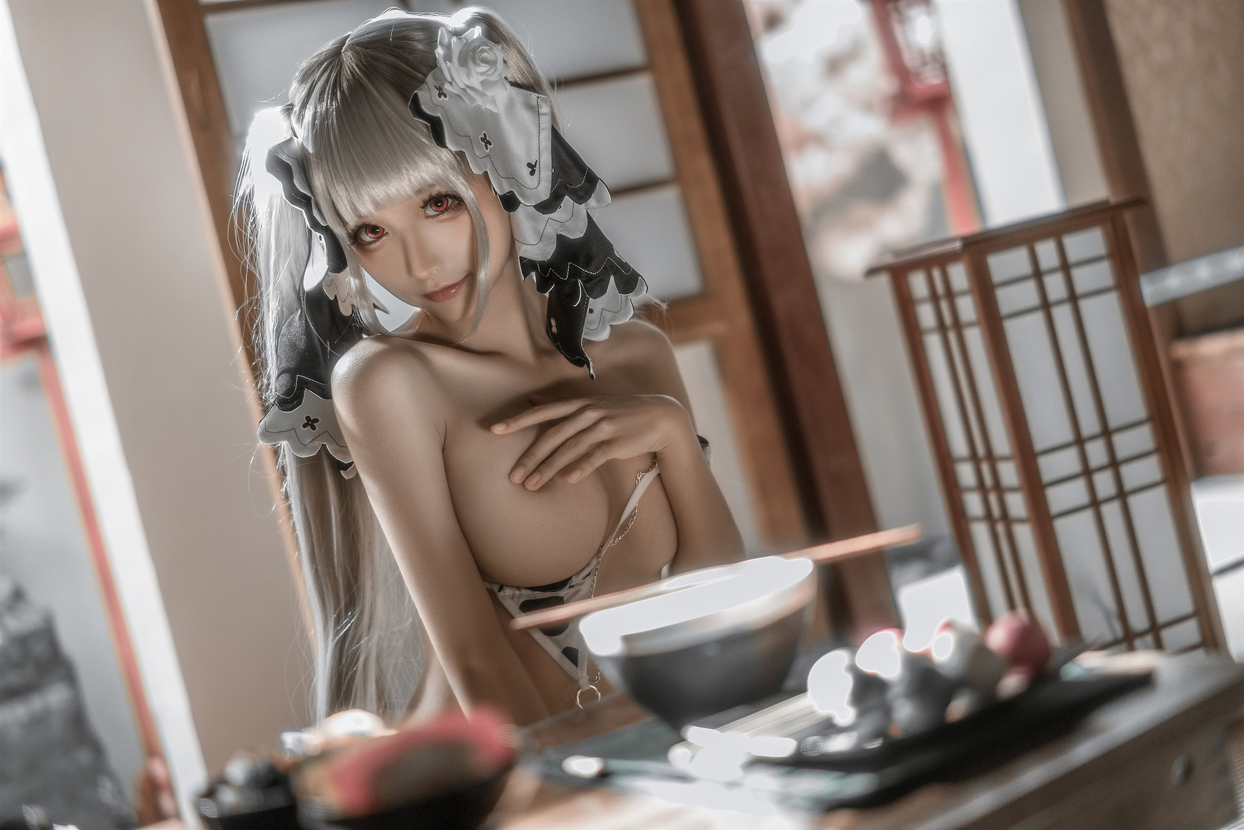 蠢沫沫 Cosplay 可畏婚纱绅士版