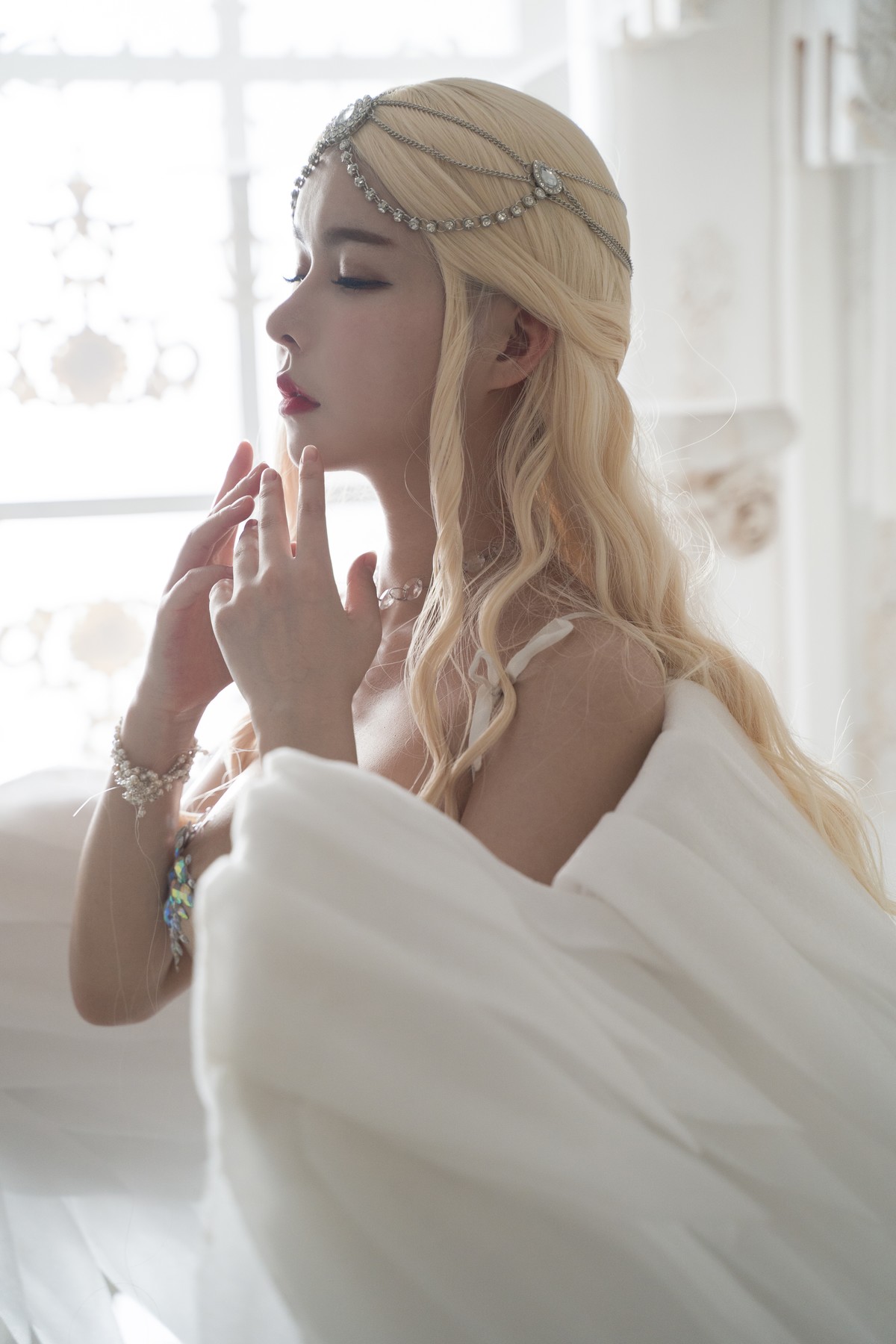 Cosplay 亚马逊鲶鱼 天使
